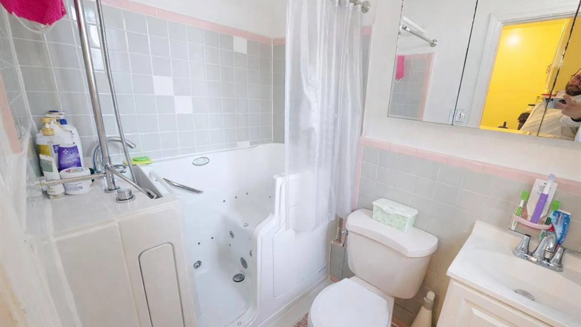 Property at 35-03 24th Ave, Astoria, NY 11103 12