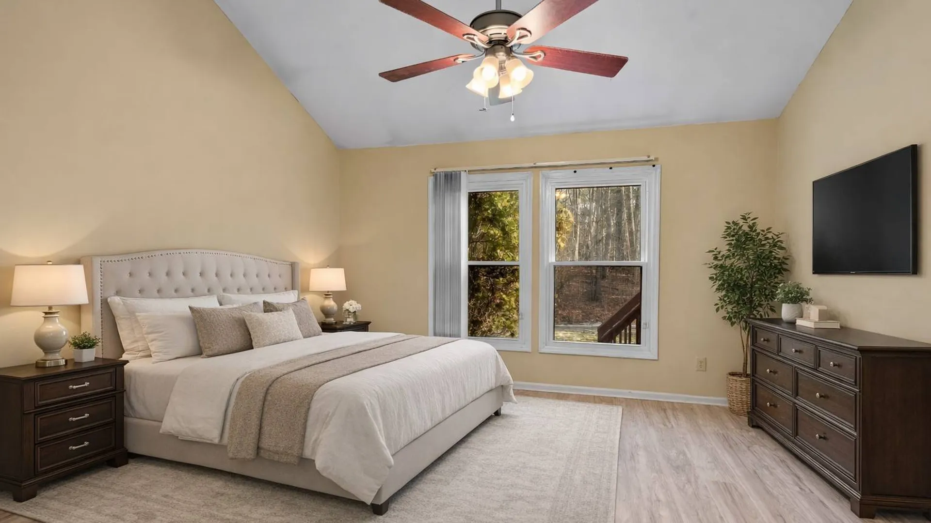 Property at 145 Killarney Dr, Schenectady, NY 12309 23