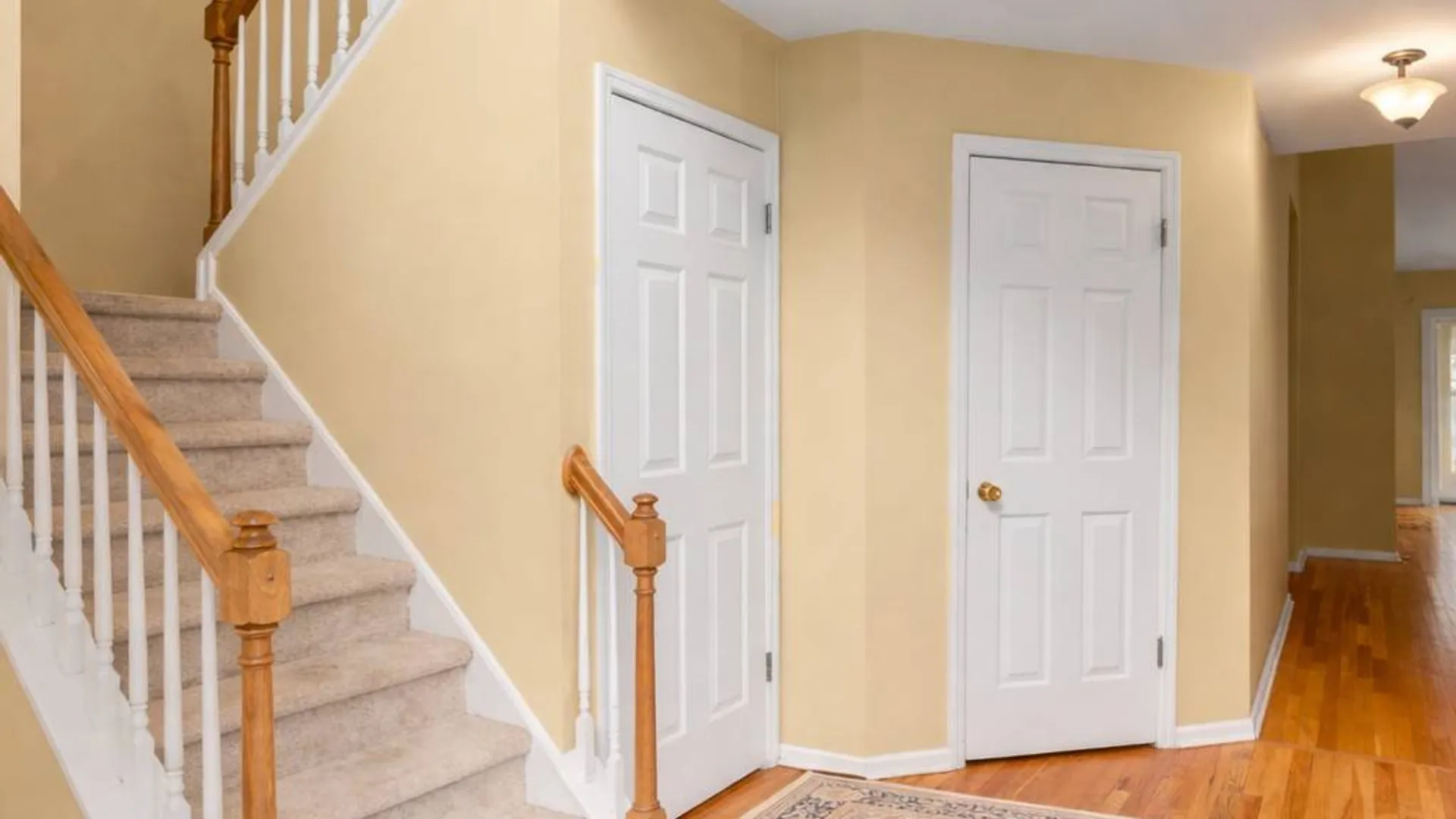 Property at 145 Killarney Dr, Schenectady, NY 12309 4