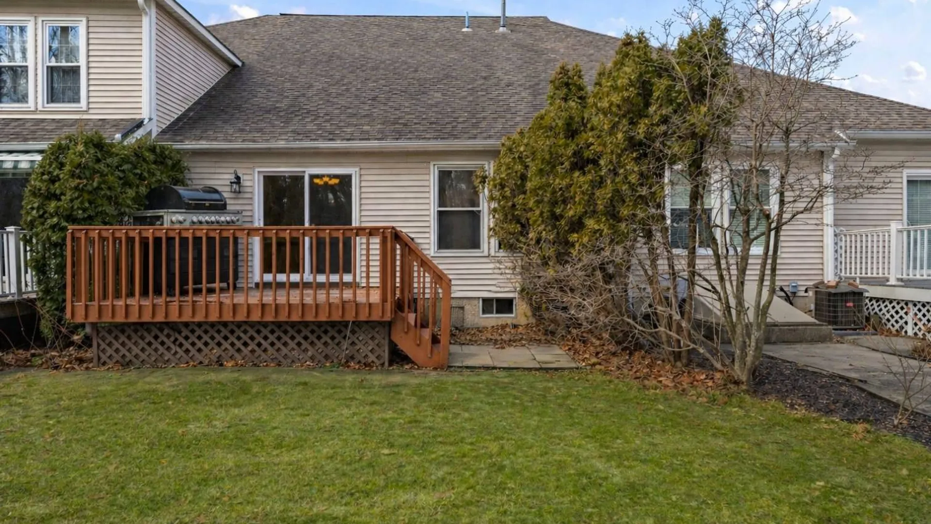 Property at 145 Killarney Dr, Schenectady, NY 12309 50