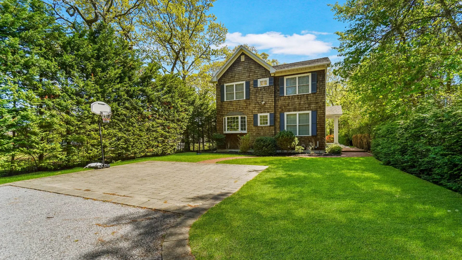 Property at 39a FOSTER RD, Quogue, NY 11959 2