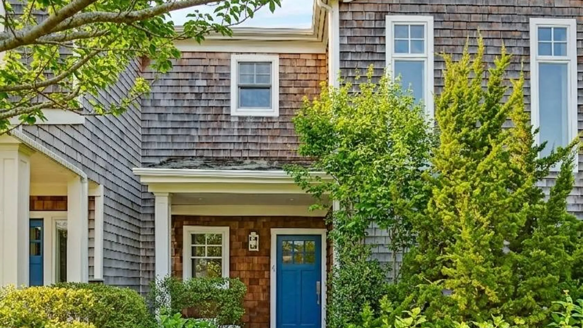 Property at 68 FOSTER AVE UNIT 4, Hampton Bays, NY 11946 3