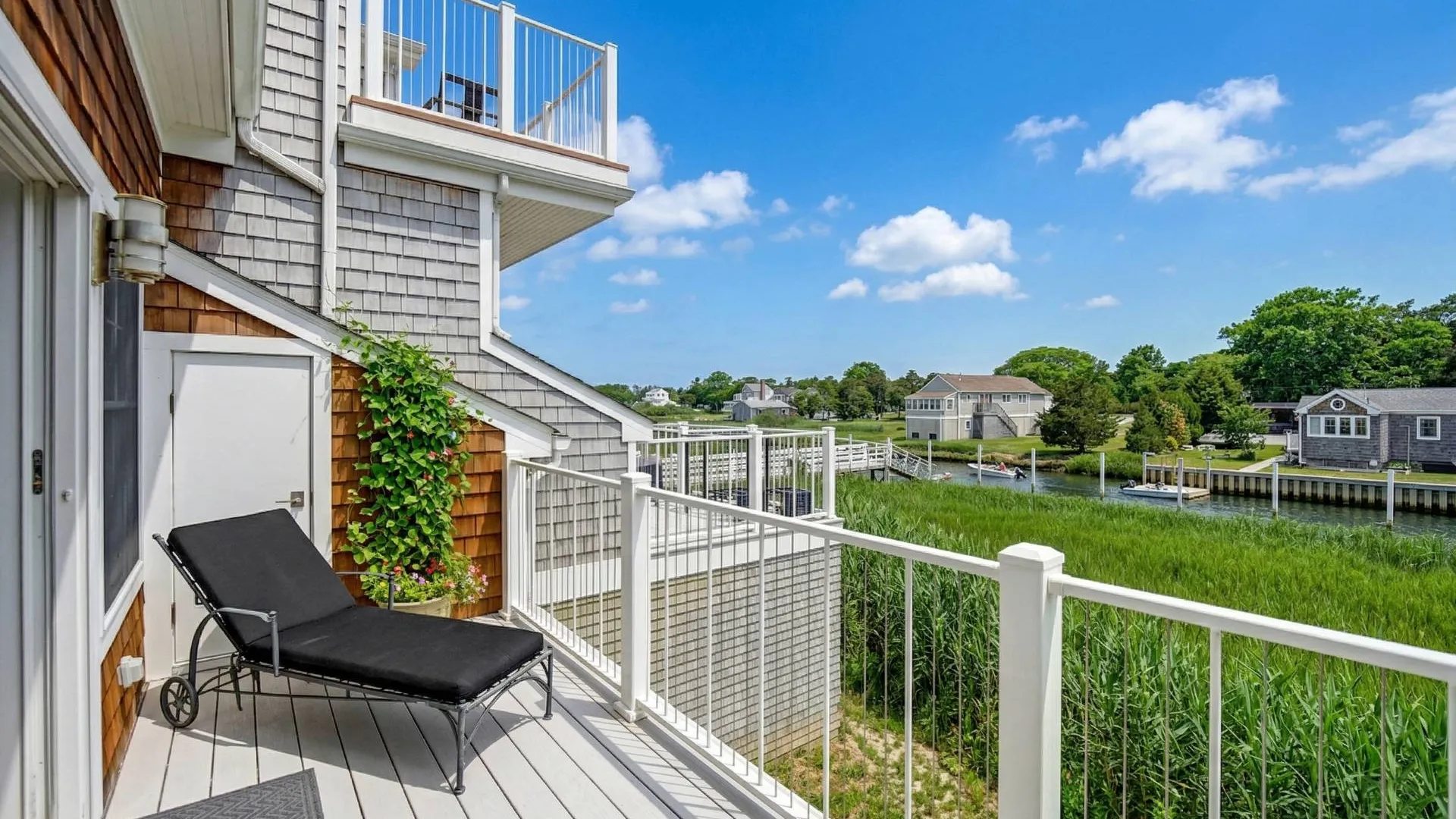 Property at 68 FOSTER AVE UNIT 4, Hampton Bays, NY 11946 5