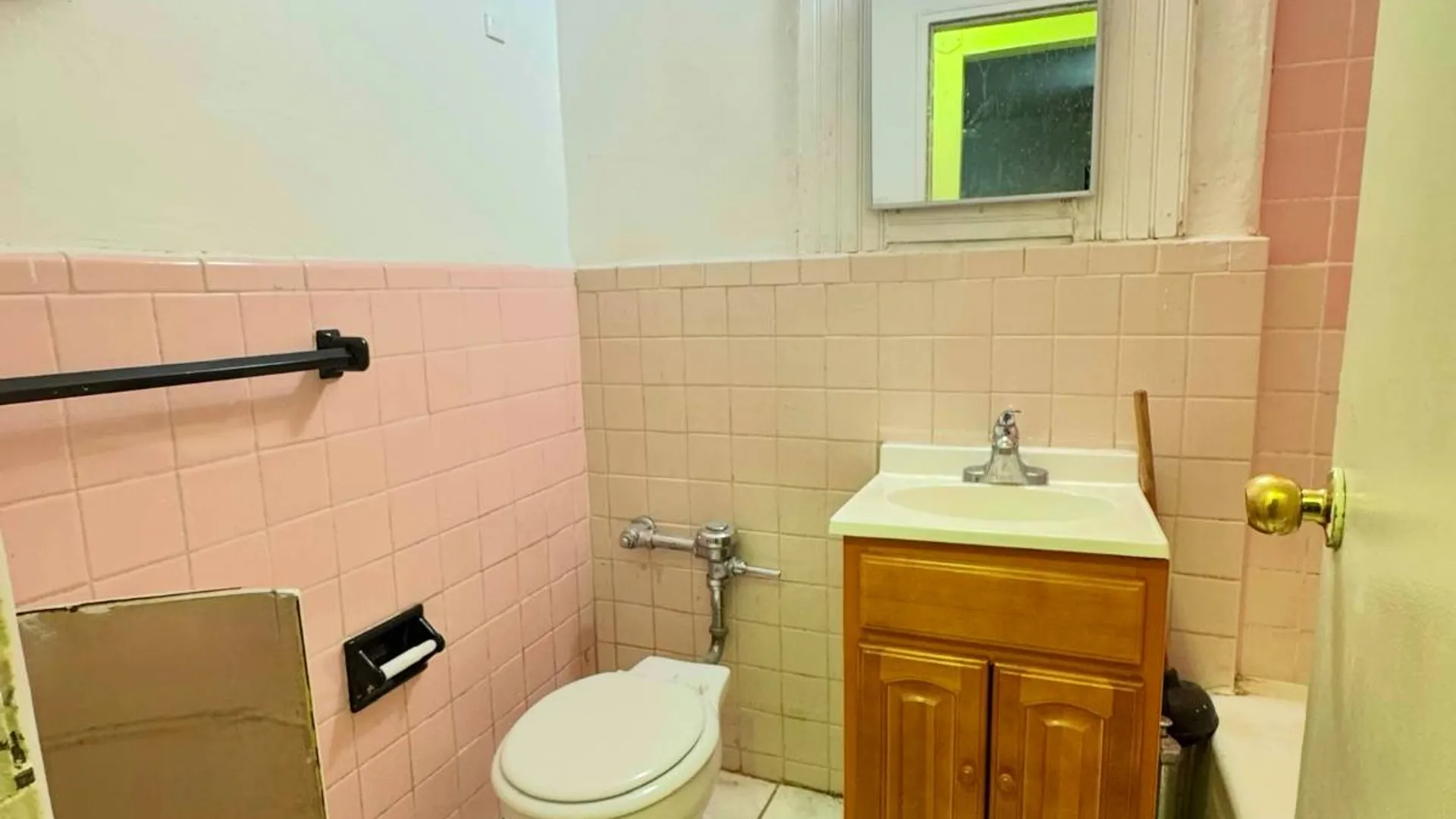 Property at 8720 175th Street, Jamaica, NY 11432 9