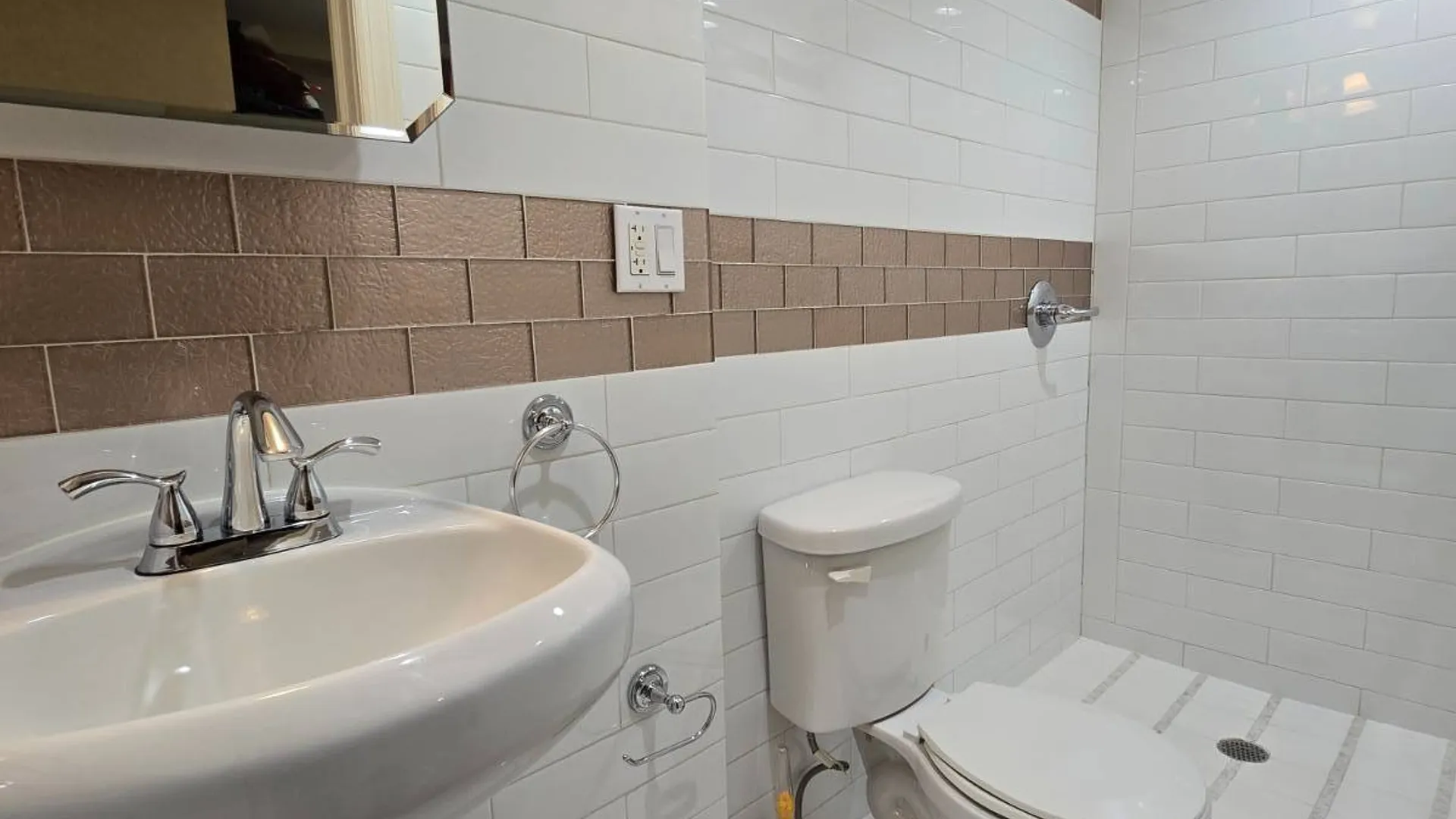 Property at 2032 East 17th St, Brooklyn, NY 11229 15