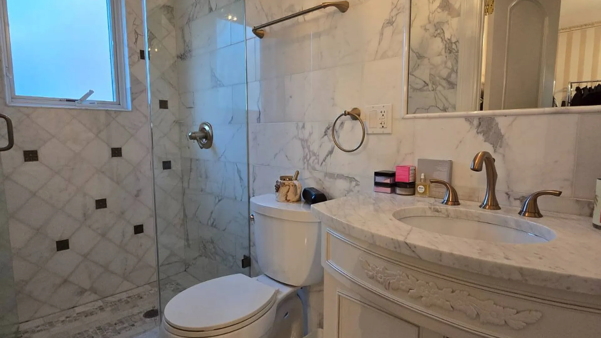 Property at 2032 East 17th St, Brooklyn, NY 11229 9