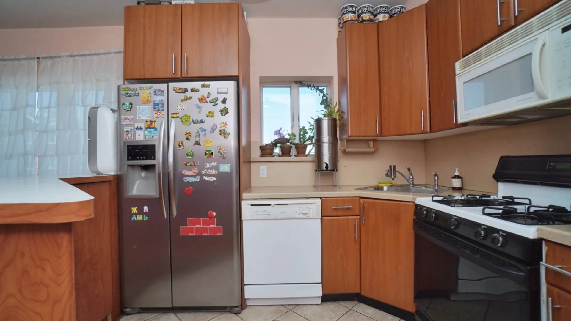 Property at 2801 E 28th St, Brooklyn, NY 11235 7