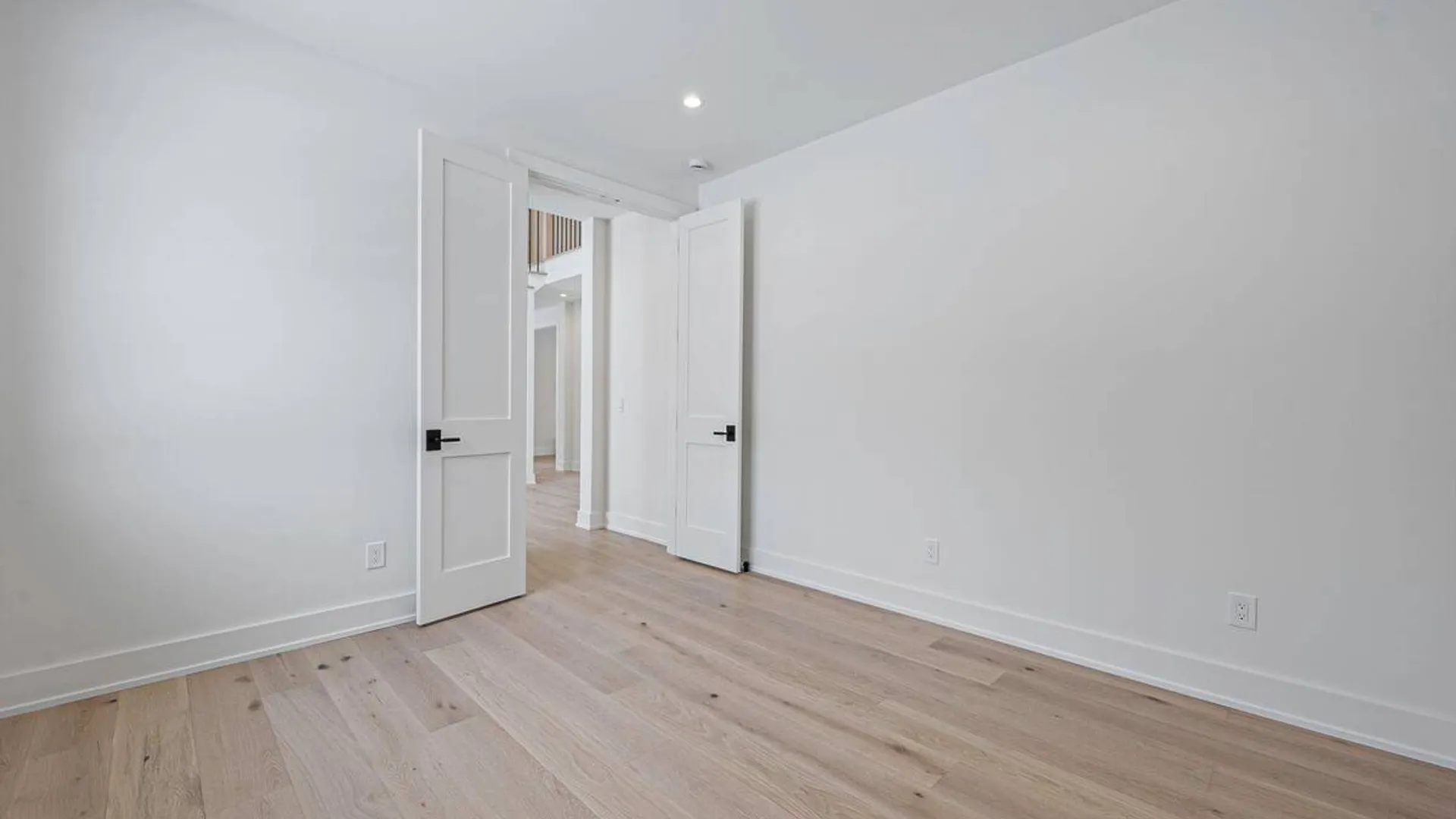 Property at 458 Harrison Avenue, Miller Place, NY 11764 17