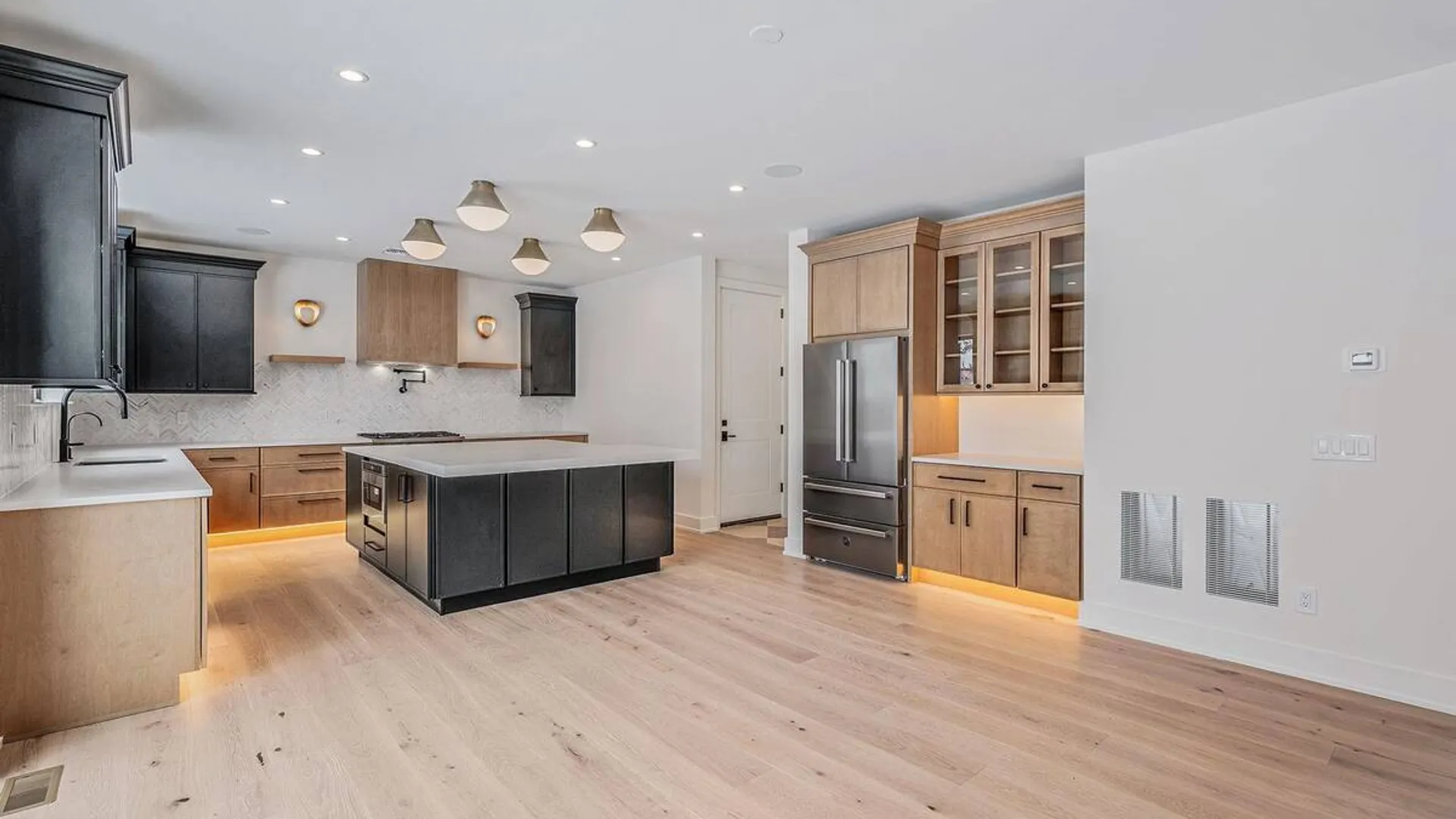 Property at 458 Harrison Avenue, Miller Place, NY 11764 5