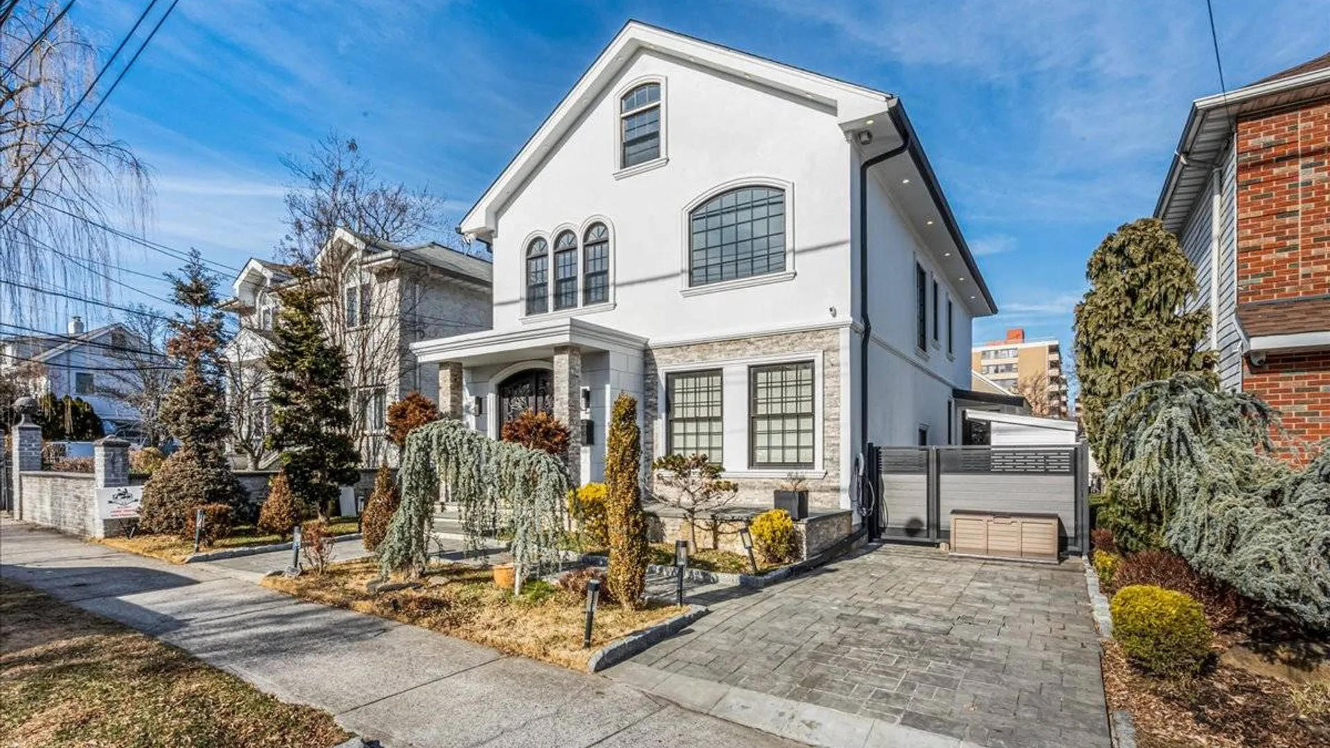 Property at 16207 12th Rd, Beechhurst, NY 11357 2