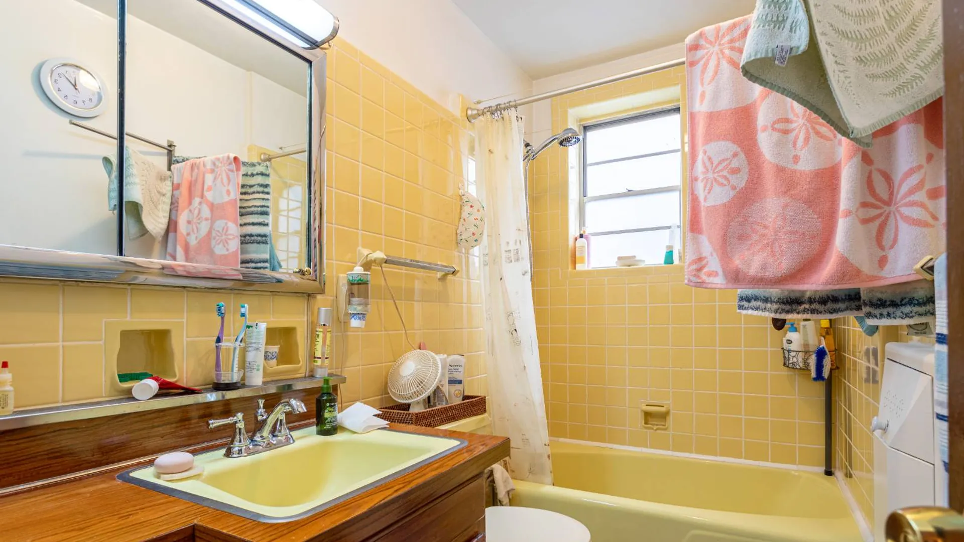 Property at 1966 64th St, Brooklyn, NY 11204 25