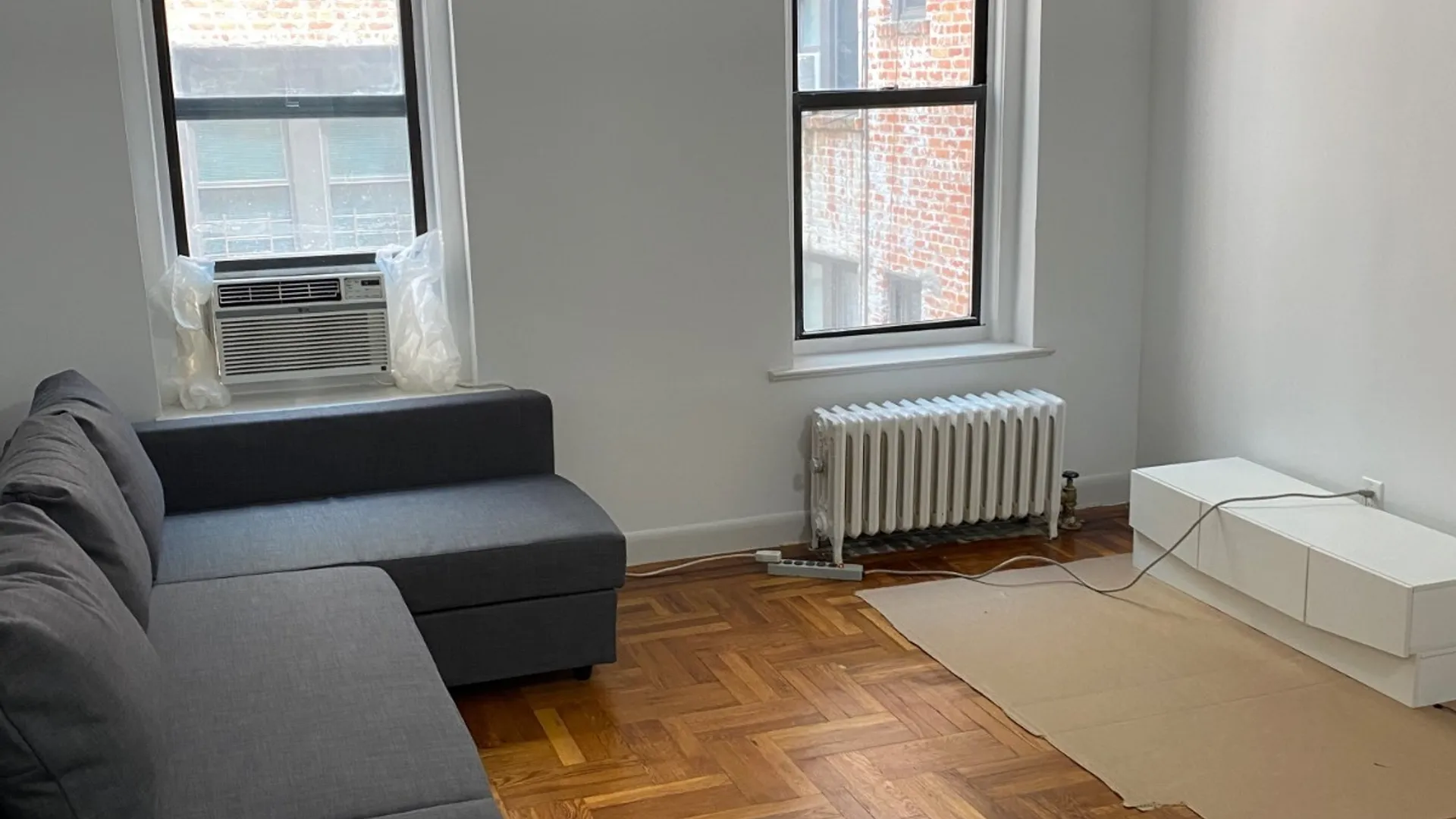 Property at 3039 Ocean parkway, Brooklyn, NY 11235 6