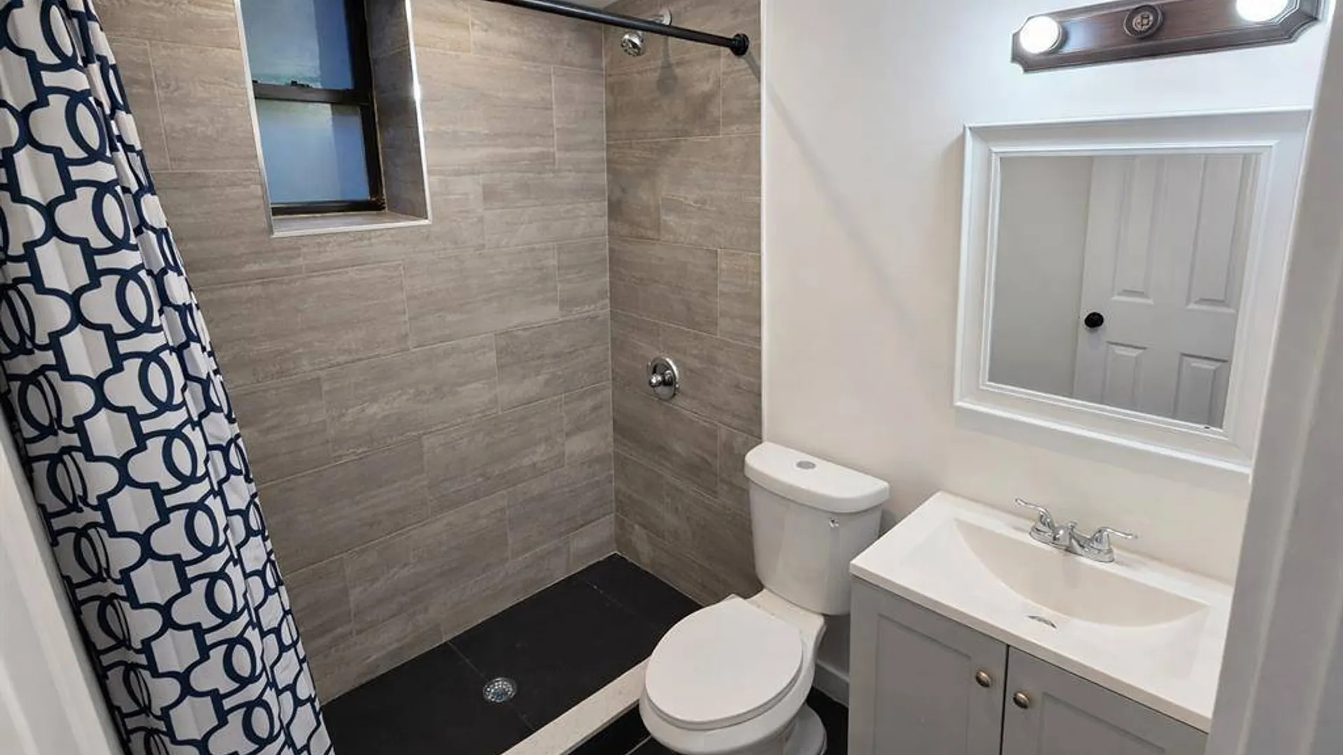 Property at 32 Radde Place, Brooklyn, NY 11233 7