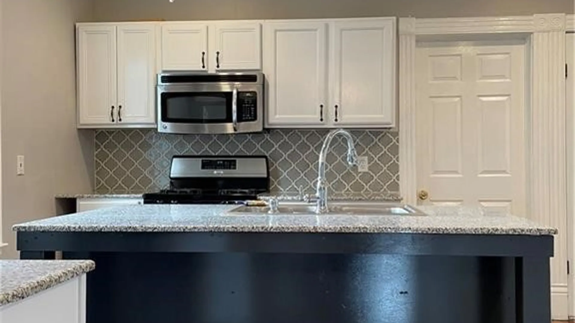 Property at 347 Douglas Street, Syracuse, NY 13203 4