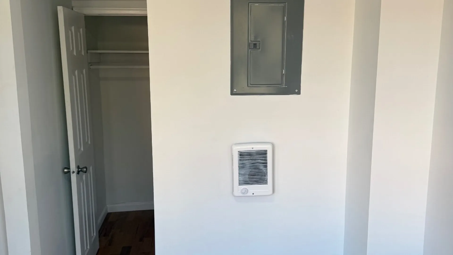 Property at 18xx BRONXDALE AVE, BRONX, NY 10462 4