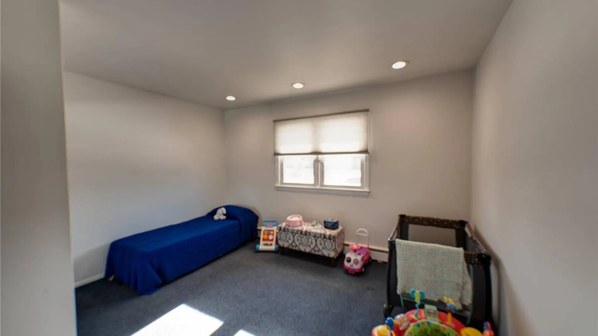 Property at 221 Young Street, West Babylon, NY 11704 20