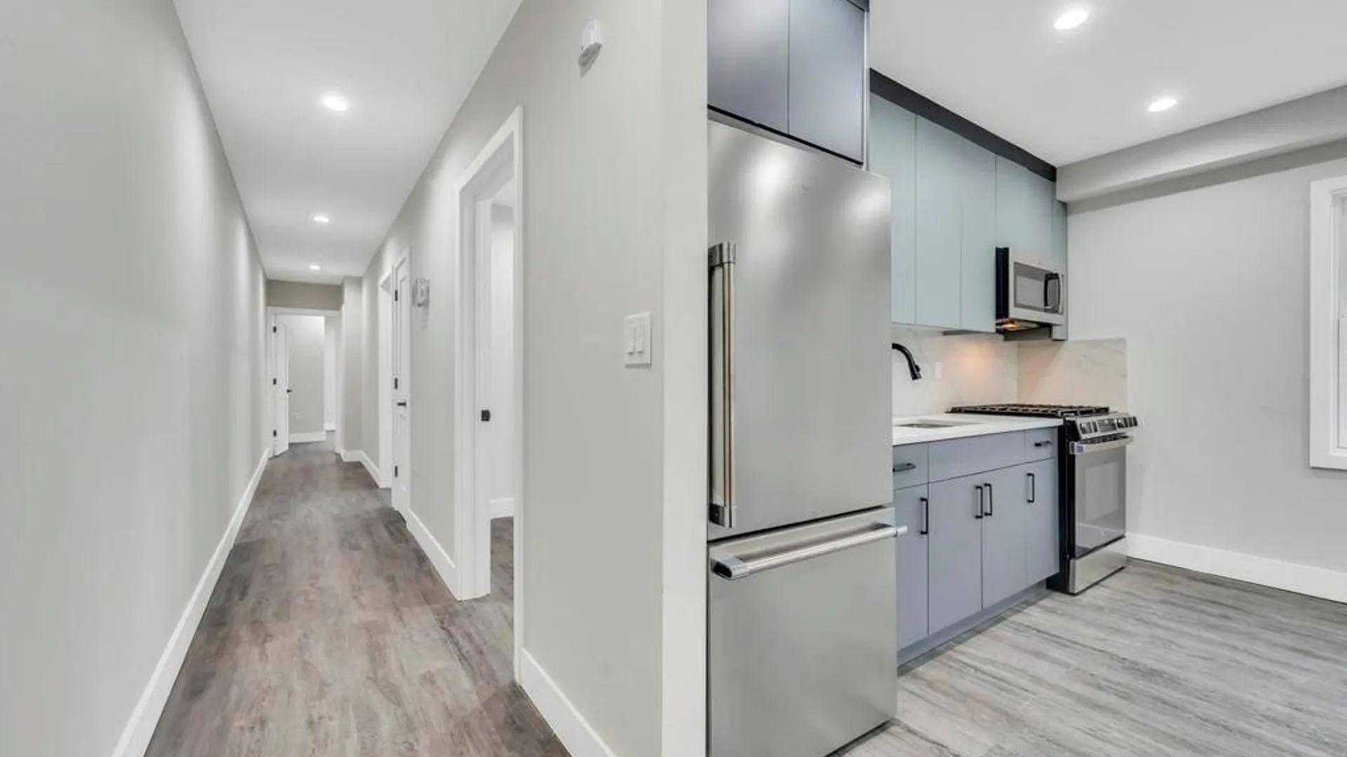 Property at 38-24 56 Street, New York, NY 11377 17