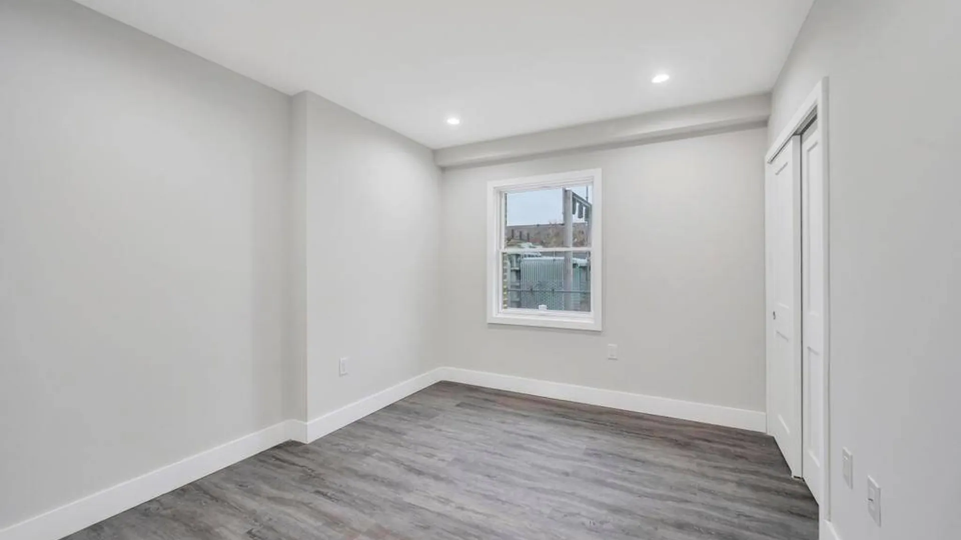 Property at 38-24 56 Street, New York, NY 11377 19