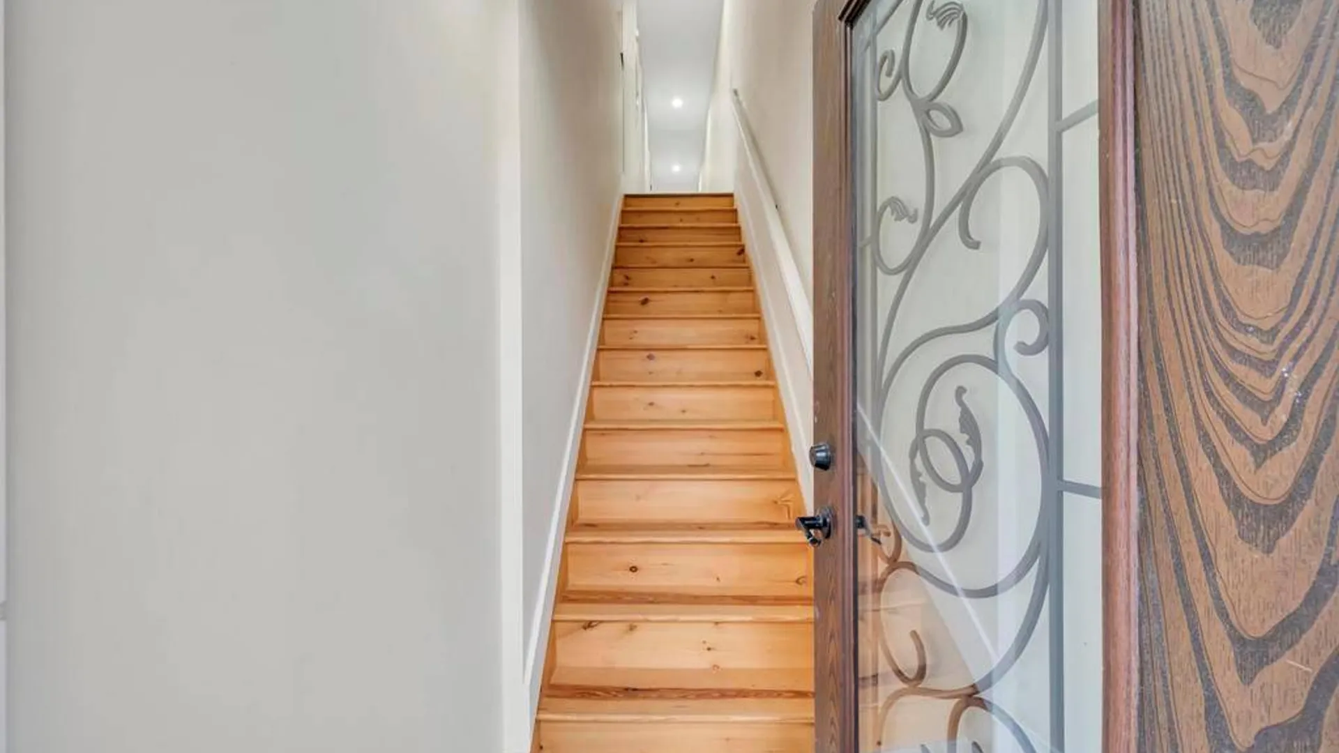 Property at 38-24 56 Street, New York, NY 11377 27