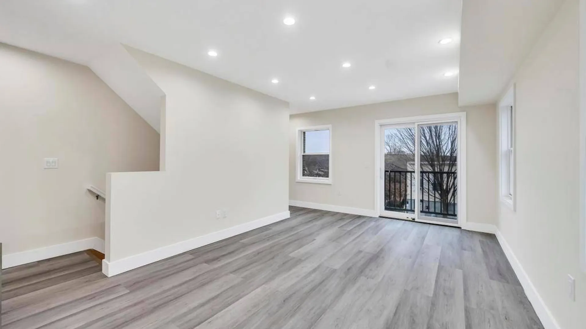 Property at 38-24 56 Street, New York, NY 11377 30
