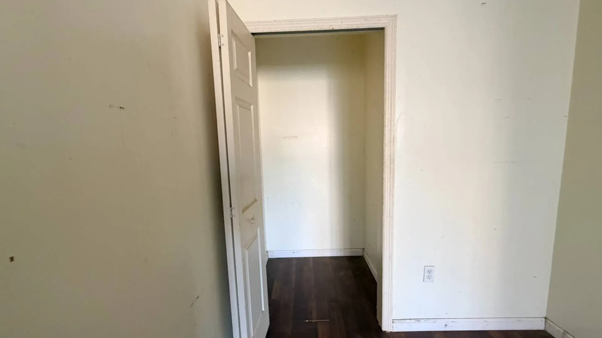 Property at 360 43rd St, Brooklyn, NY 11232 8