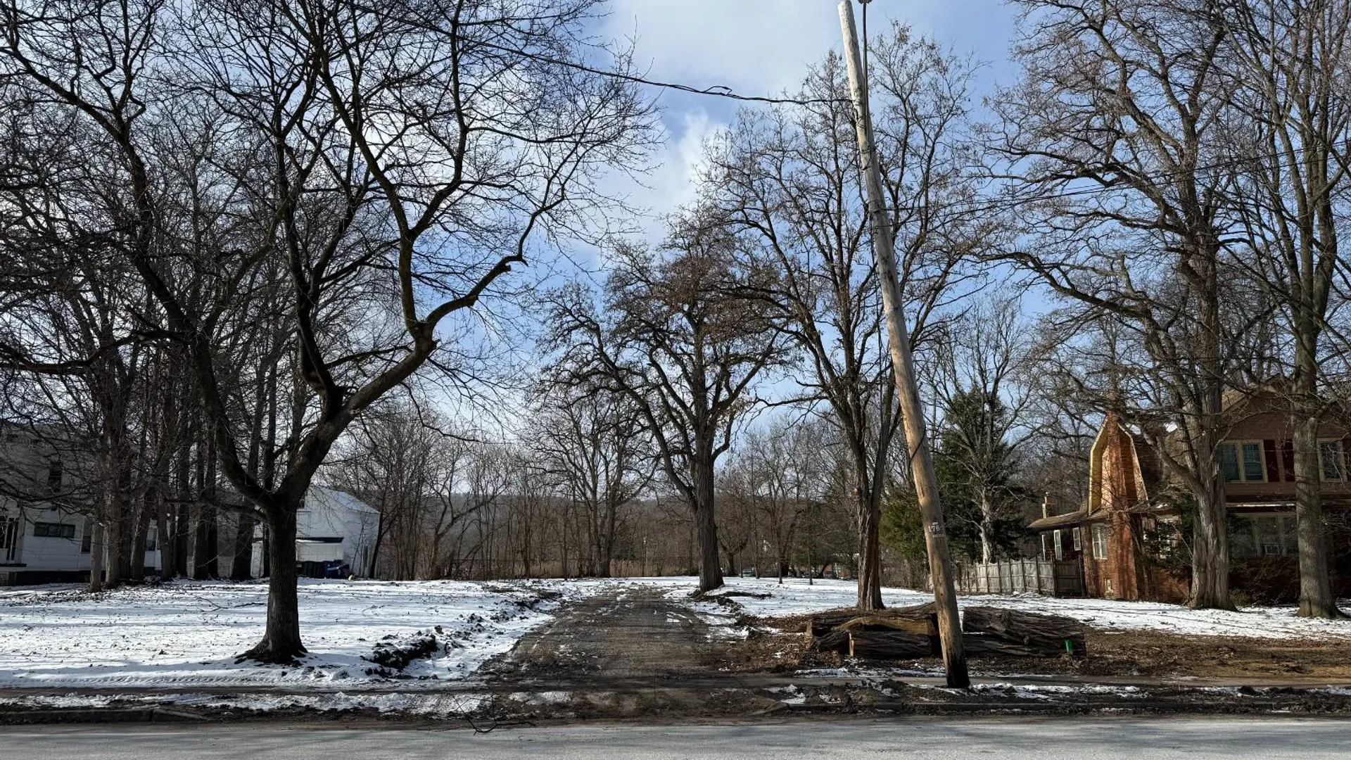 Property at 4902 Salina S St, Syracuse, NY 13205 2