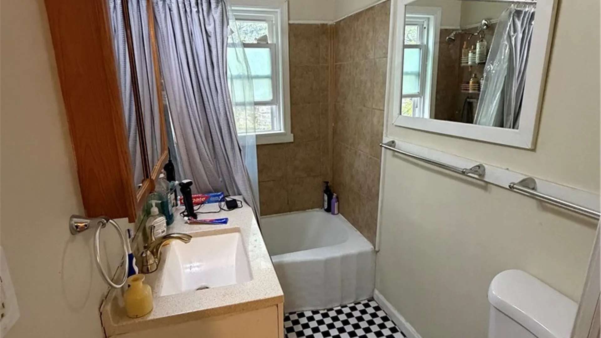 Property at 76 Ellison Street, Rochester, NY 14609 25