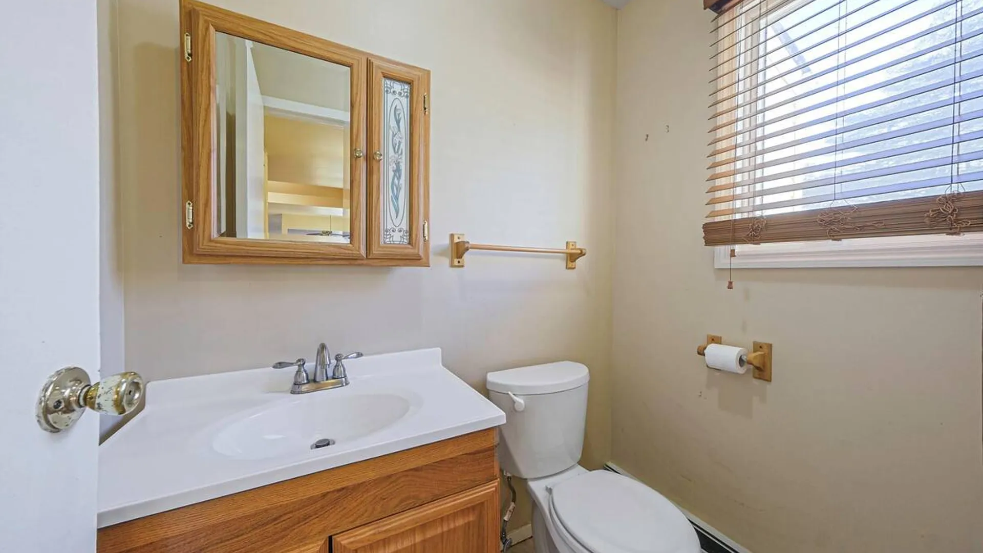 Property at 139 Tarpon Avenue, Medford, NY 11763 21