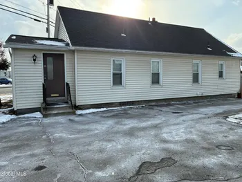 Property at 1221 Altamont Avenue, Schenectady, NY 12303