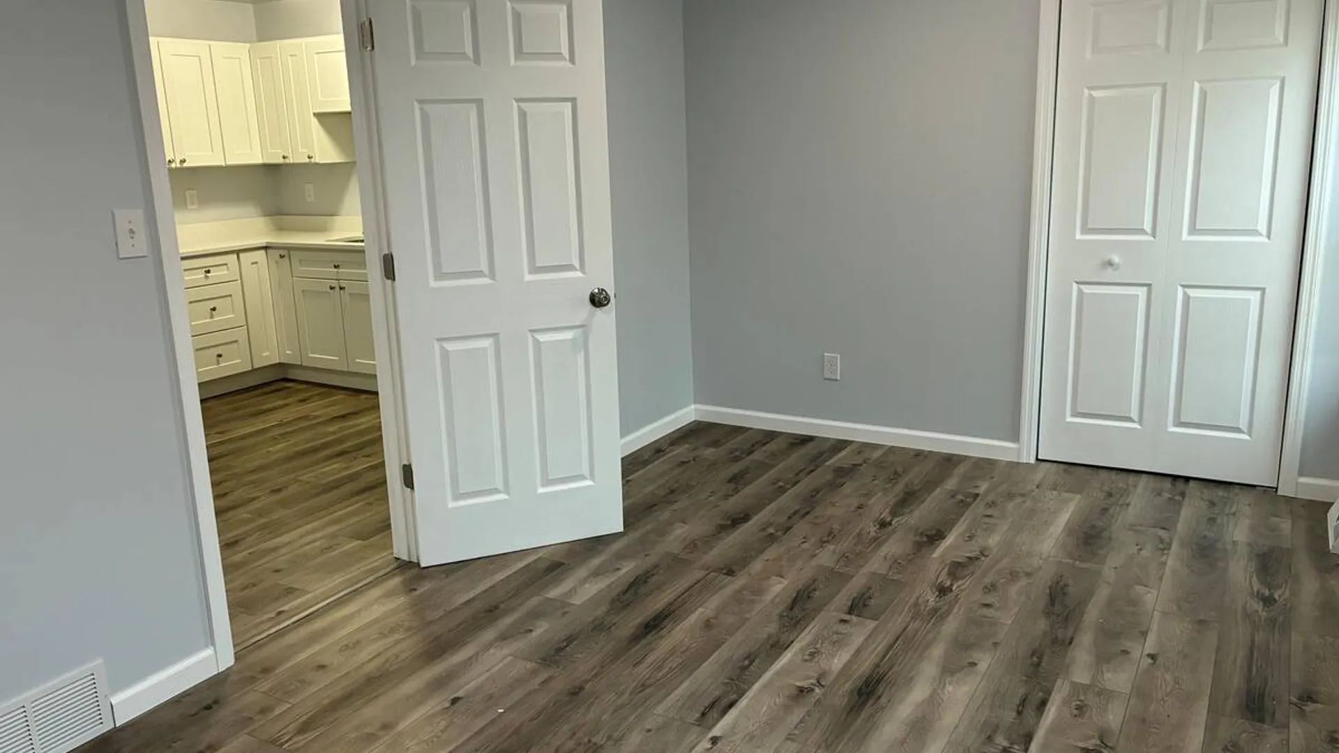 Property at 1221 Altamont Avenue, Schenectady, NY 12303 5