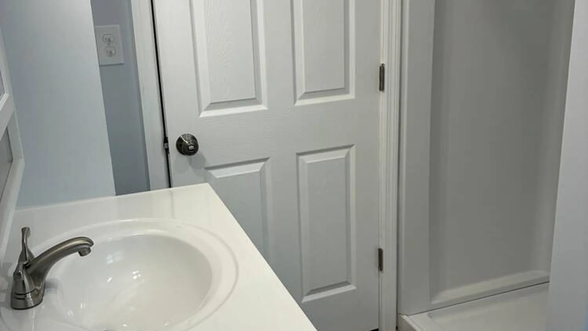 Property at 1221 Altamont Avenue, Schenectady, NY 12303 8
