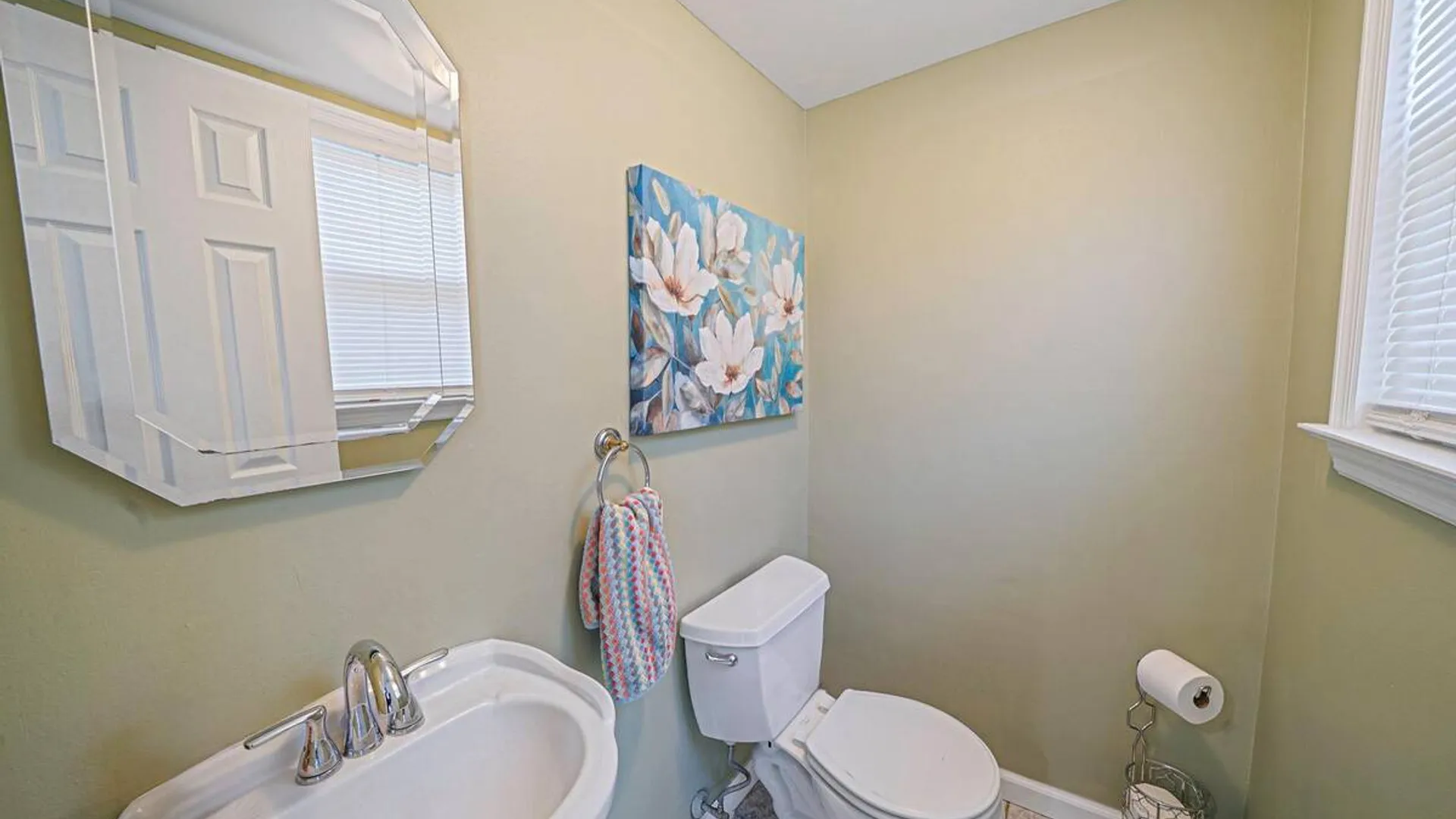 Property at 3 Mount Marcy Avenue, Farmingville, NY 11738 18