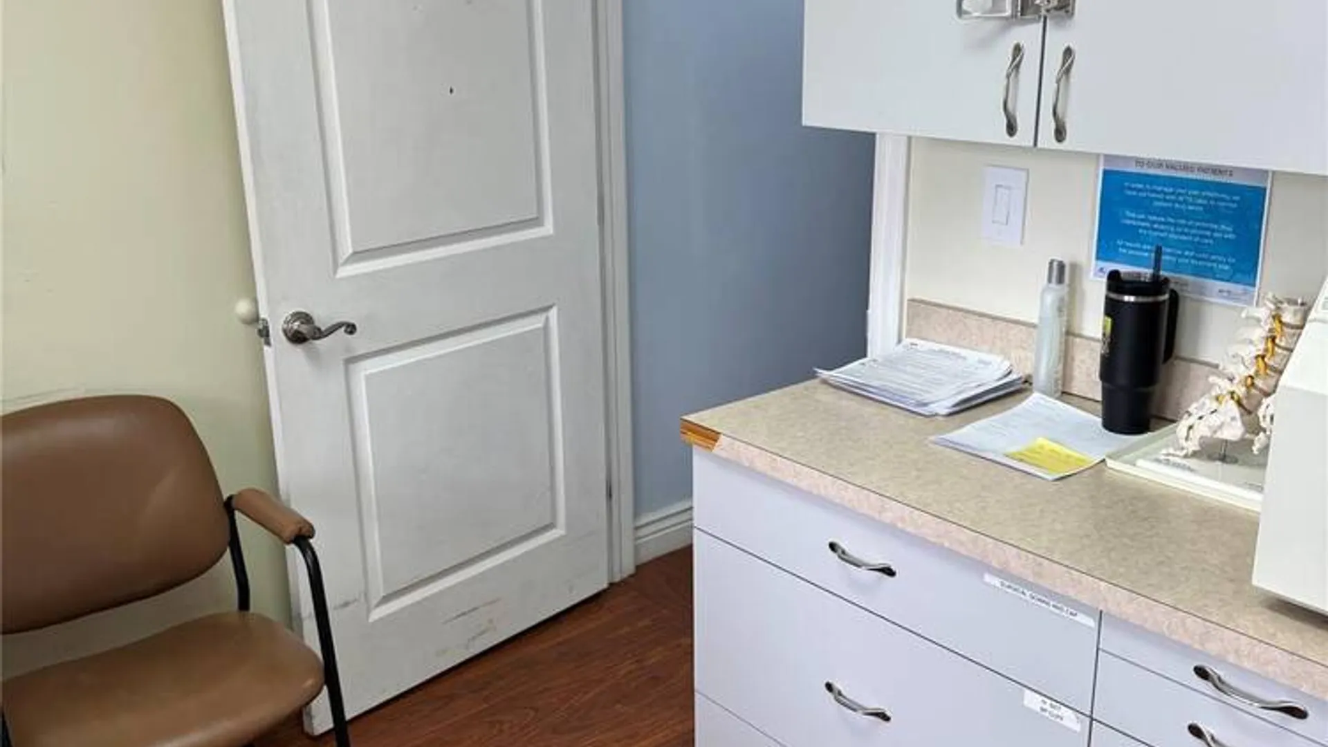 Property at 1 Arrowood Lane Lane, Melville, NY 11747 16