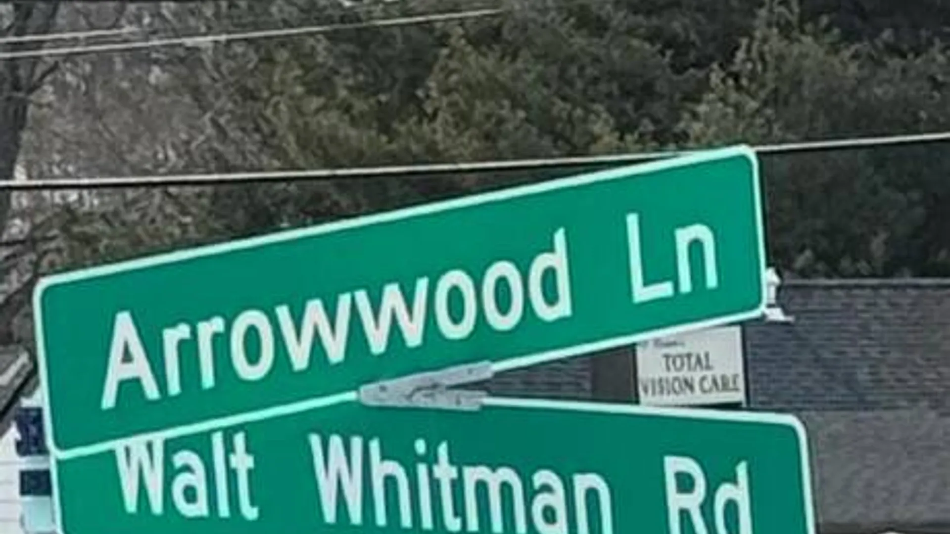 Property at 1 Arrowood Lane Lane, Melville, NY 11747 24