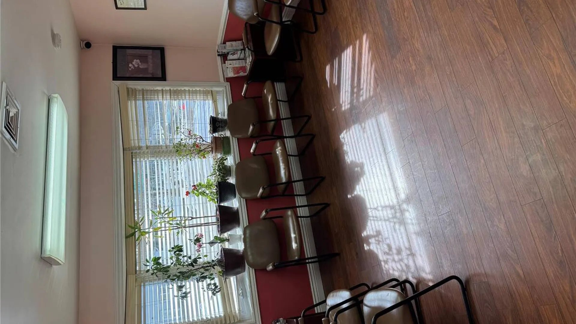 Property at 1 Arrowood Lane Lane, Melville, NY 11747 5