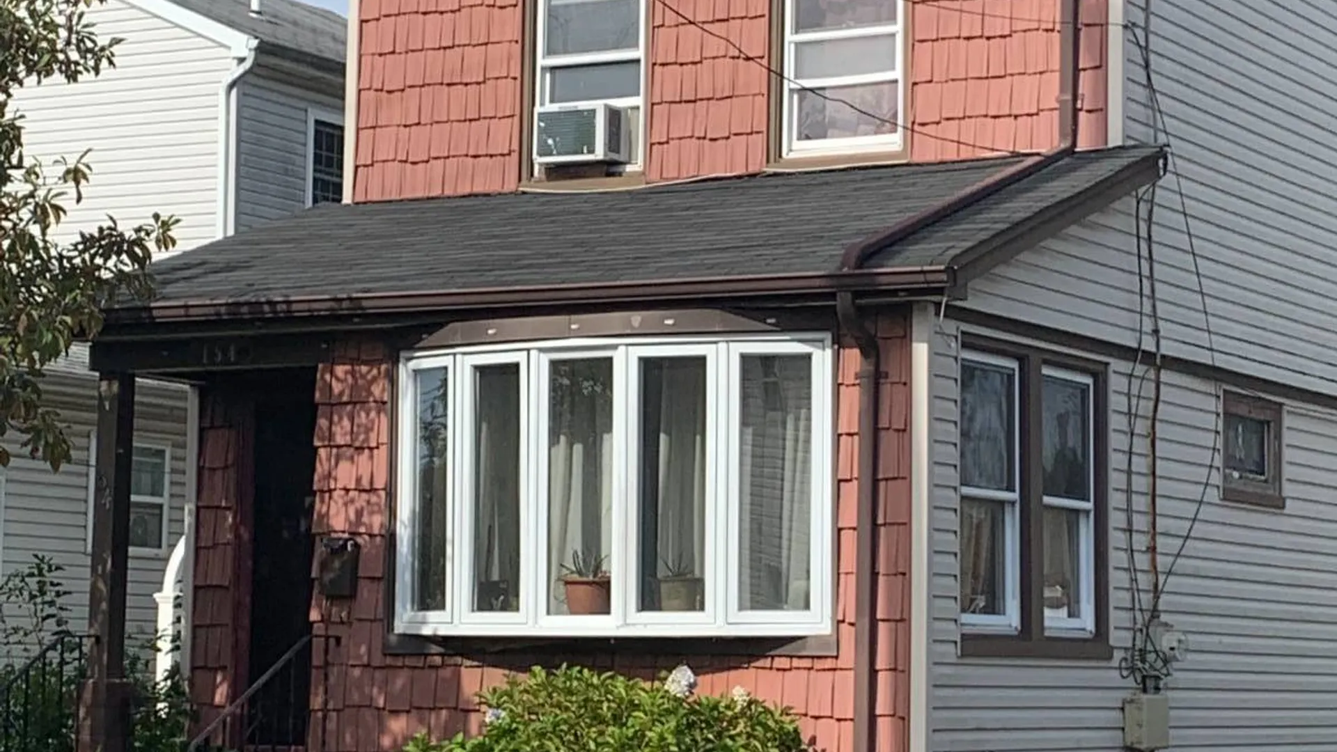 Property at 154 Roquette Ave, Elmont, NY 11003 6