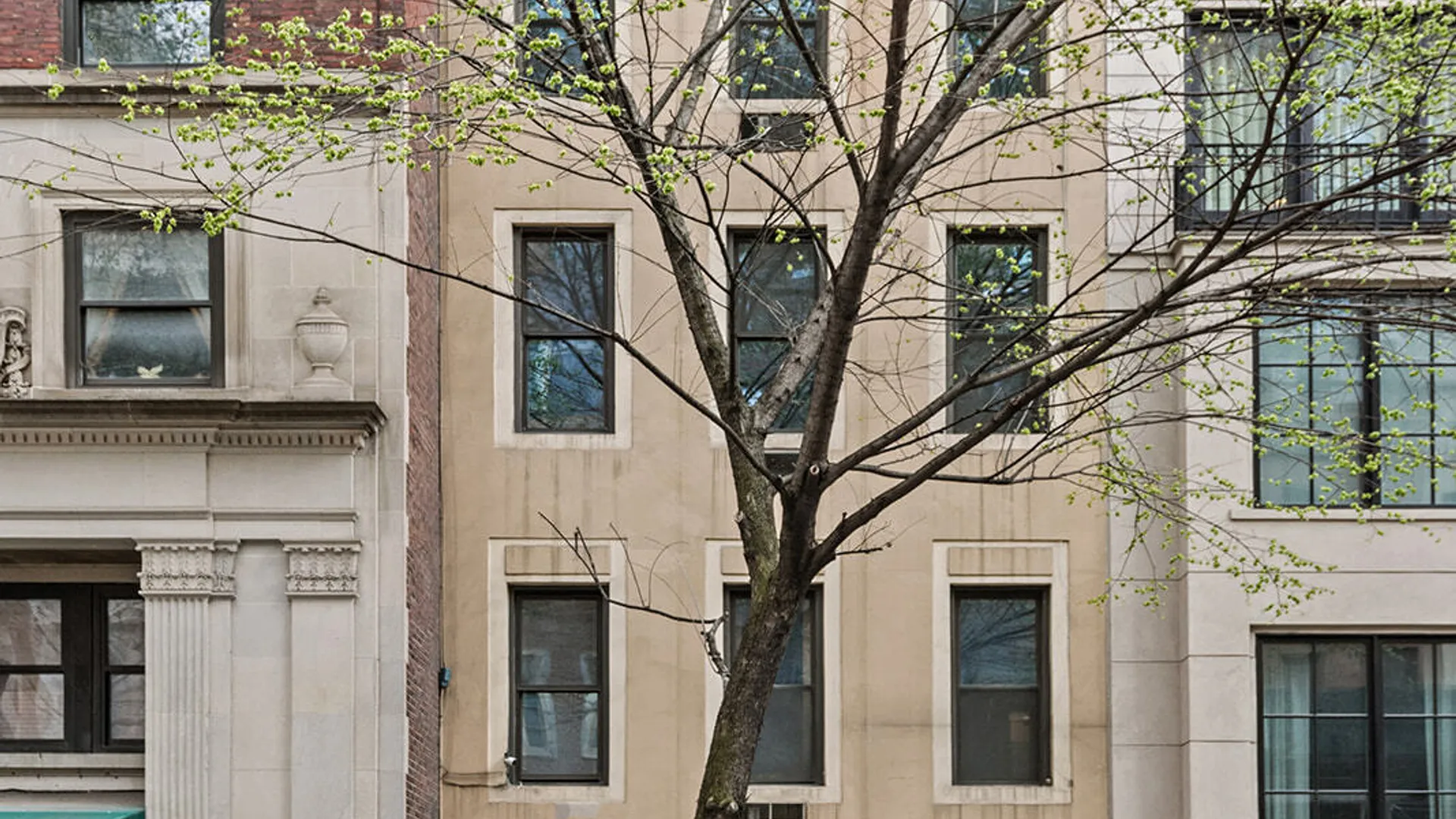 Property at 121 East 61st Street, New York, NY 10065 5