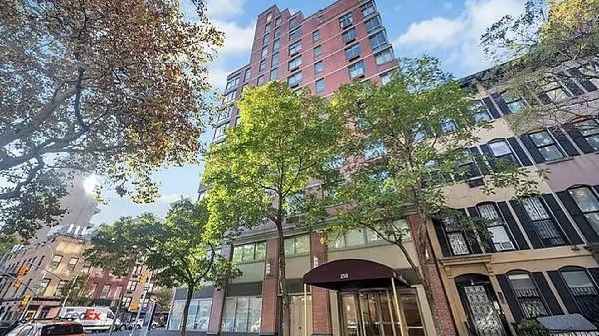 Property at 250 East 30th Street, New York, NY 10016 4