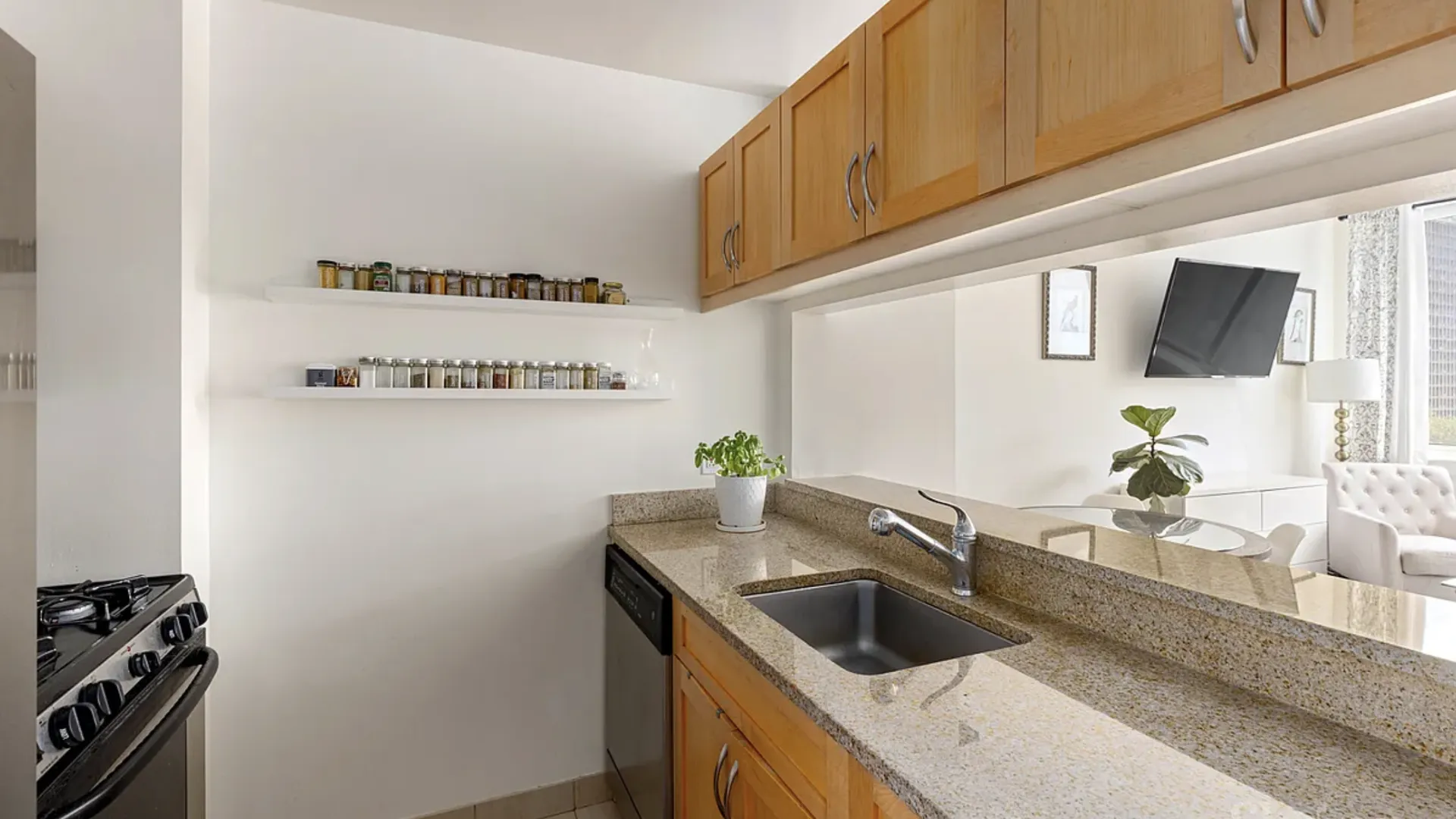 Property at 250 East 30th Street, New York, NY 10016 6