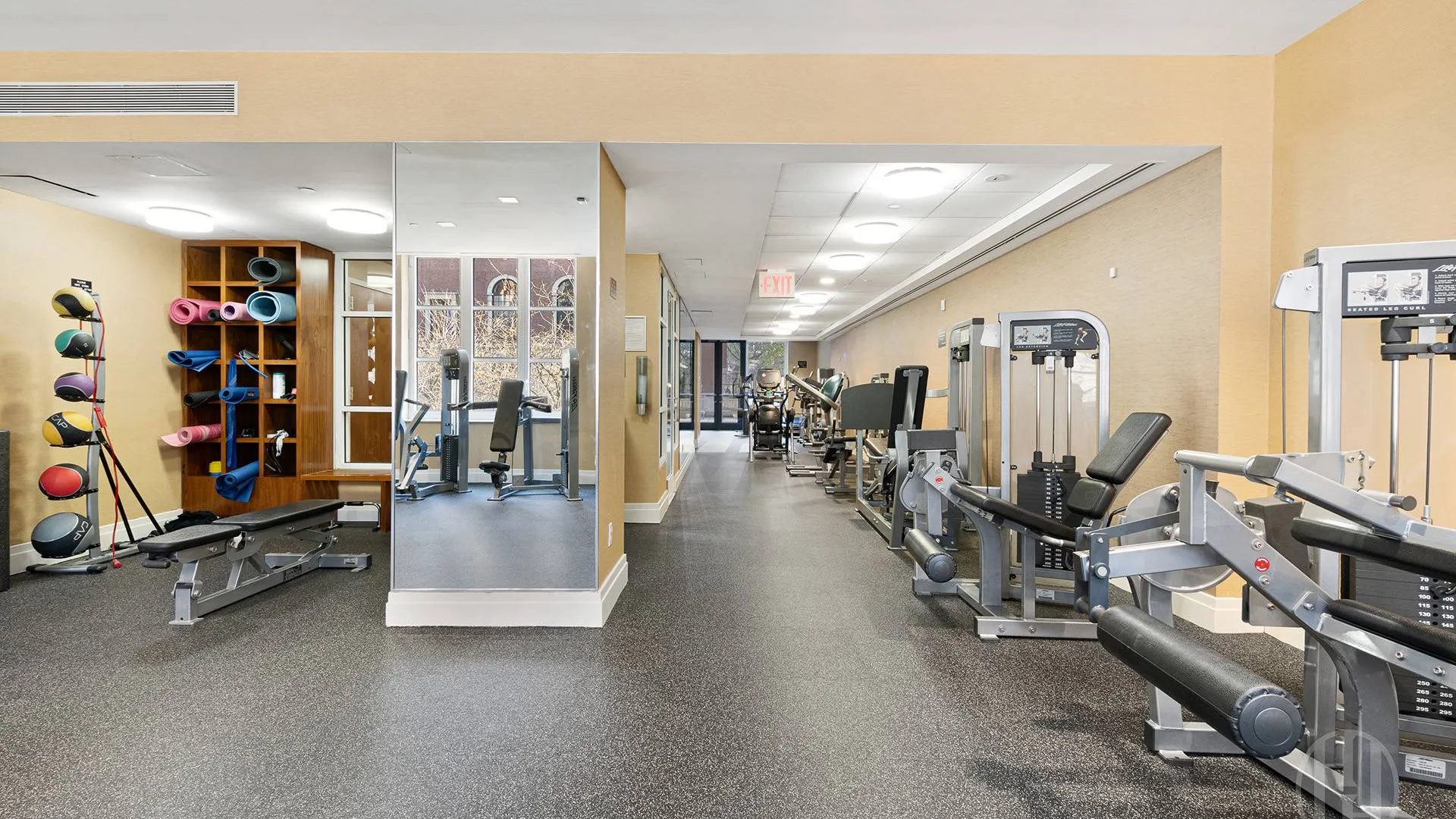 Property at 45 Park Avenue, New York, NY 10016 7