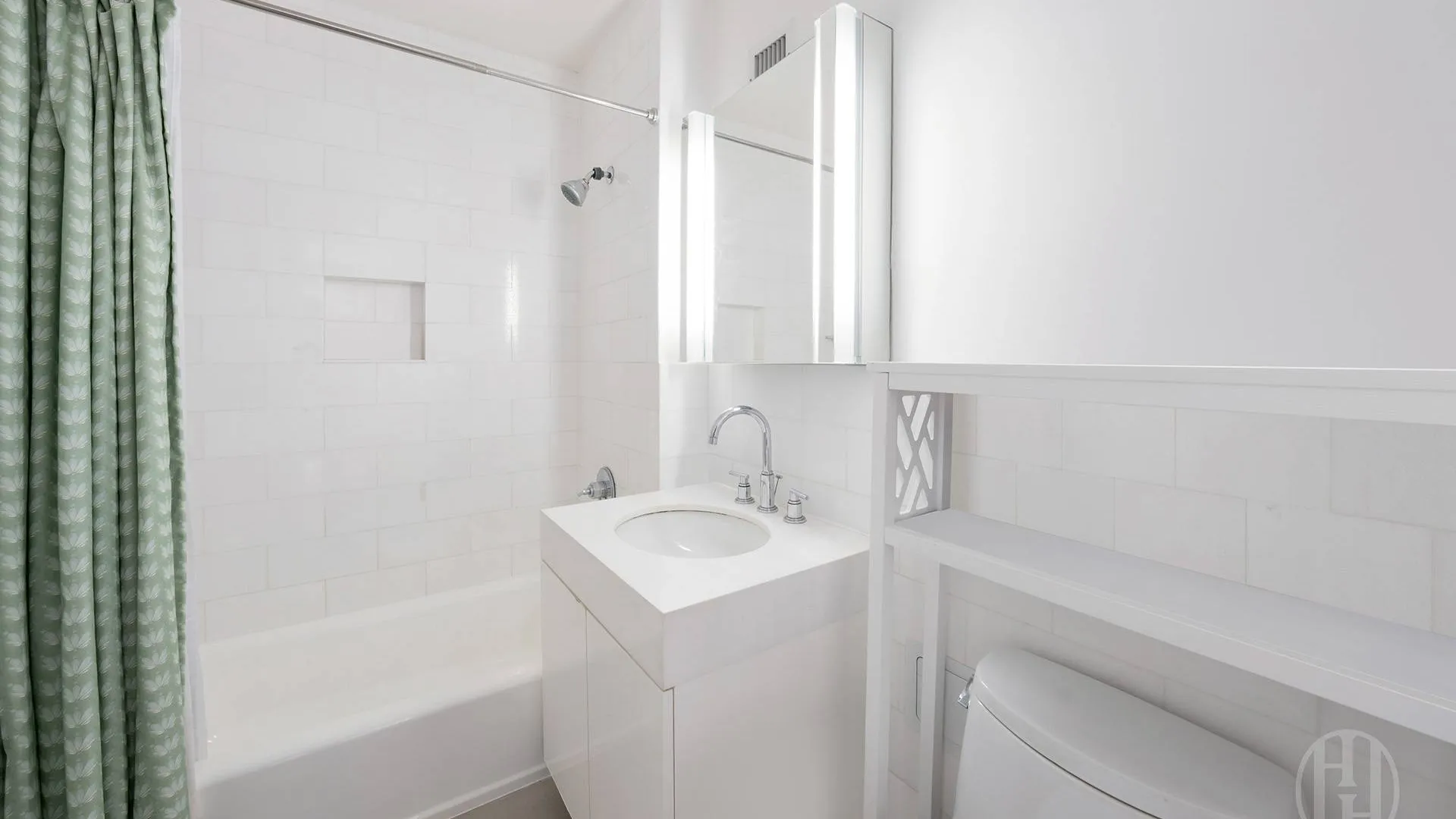 Property at 300 East 64th Street, New York, NY 10021 7