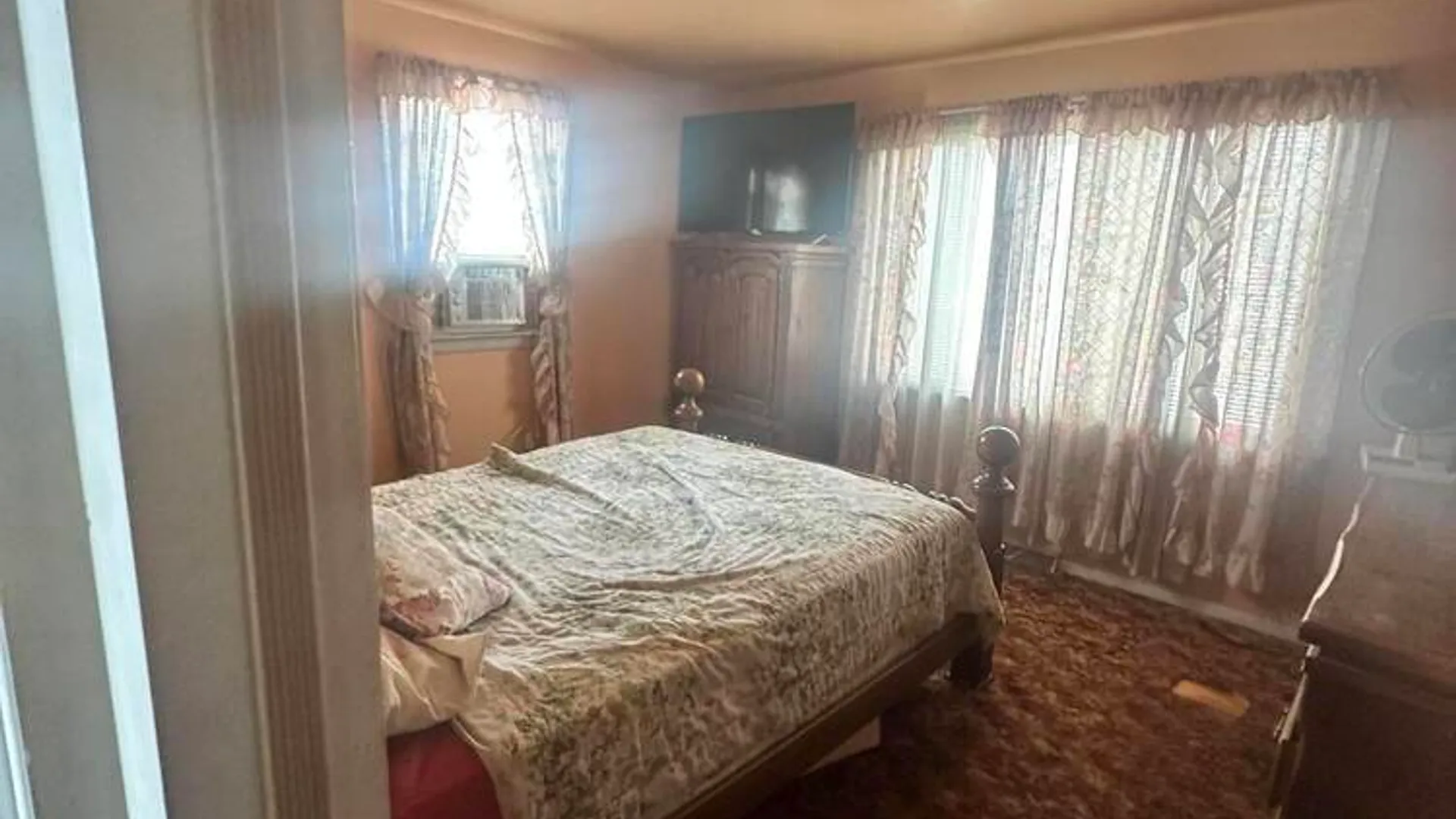 Property at 3307 Woodlawn Avenue, Schenectady, NY 12304 11