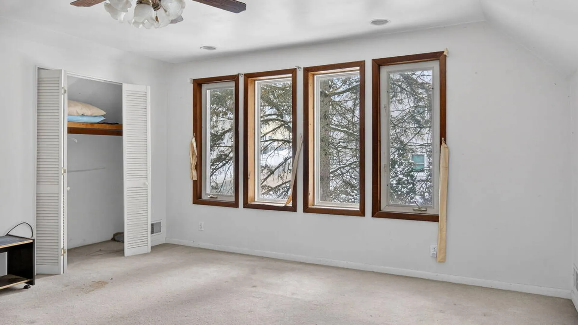 Property at 1644 1st Street, Rensselaer, NY 12144 11