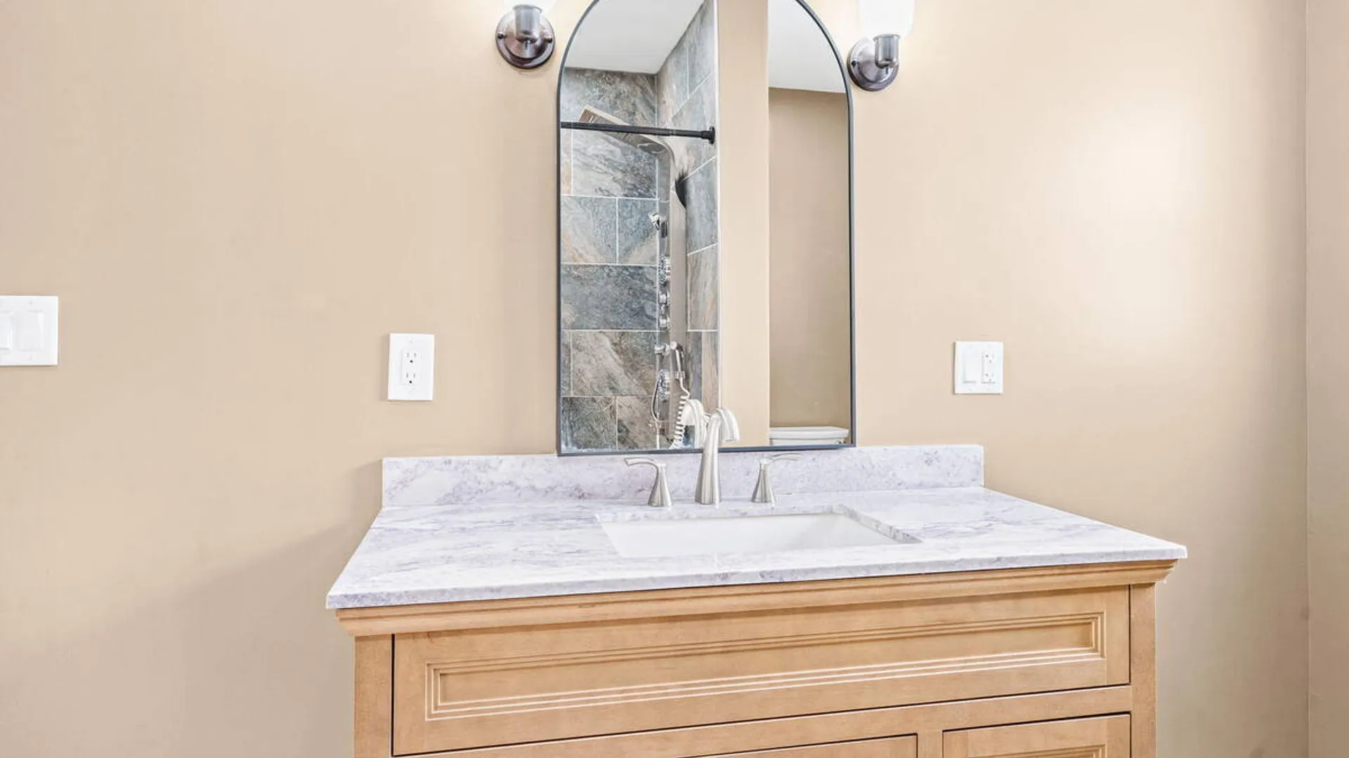 Property at 7 Onderdonk Avenue, East Greenbush, NY 12144 12