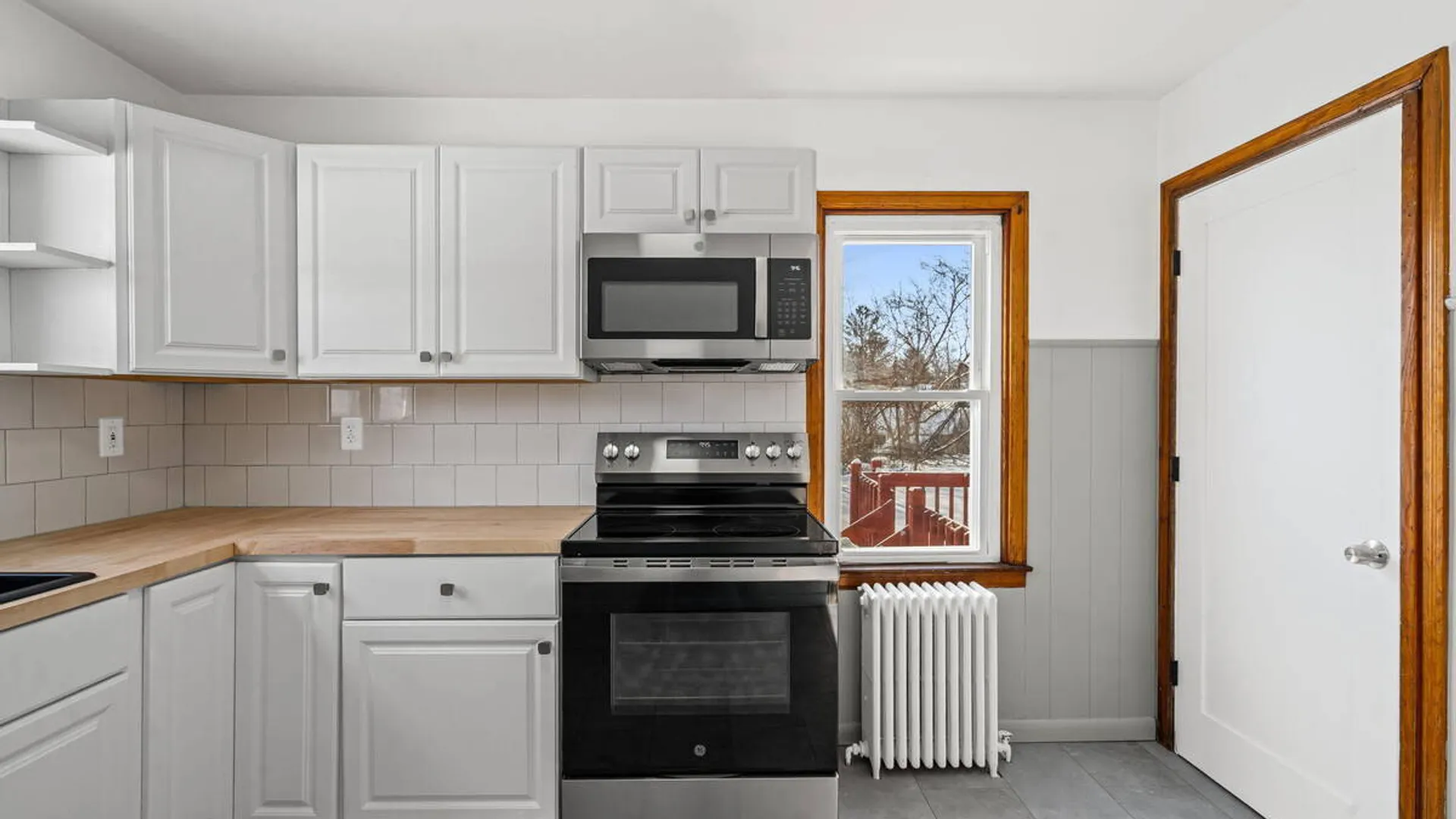 Property at 7 Onderdonk Avenue, East Greenbush, NY 12144 9