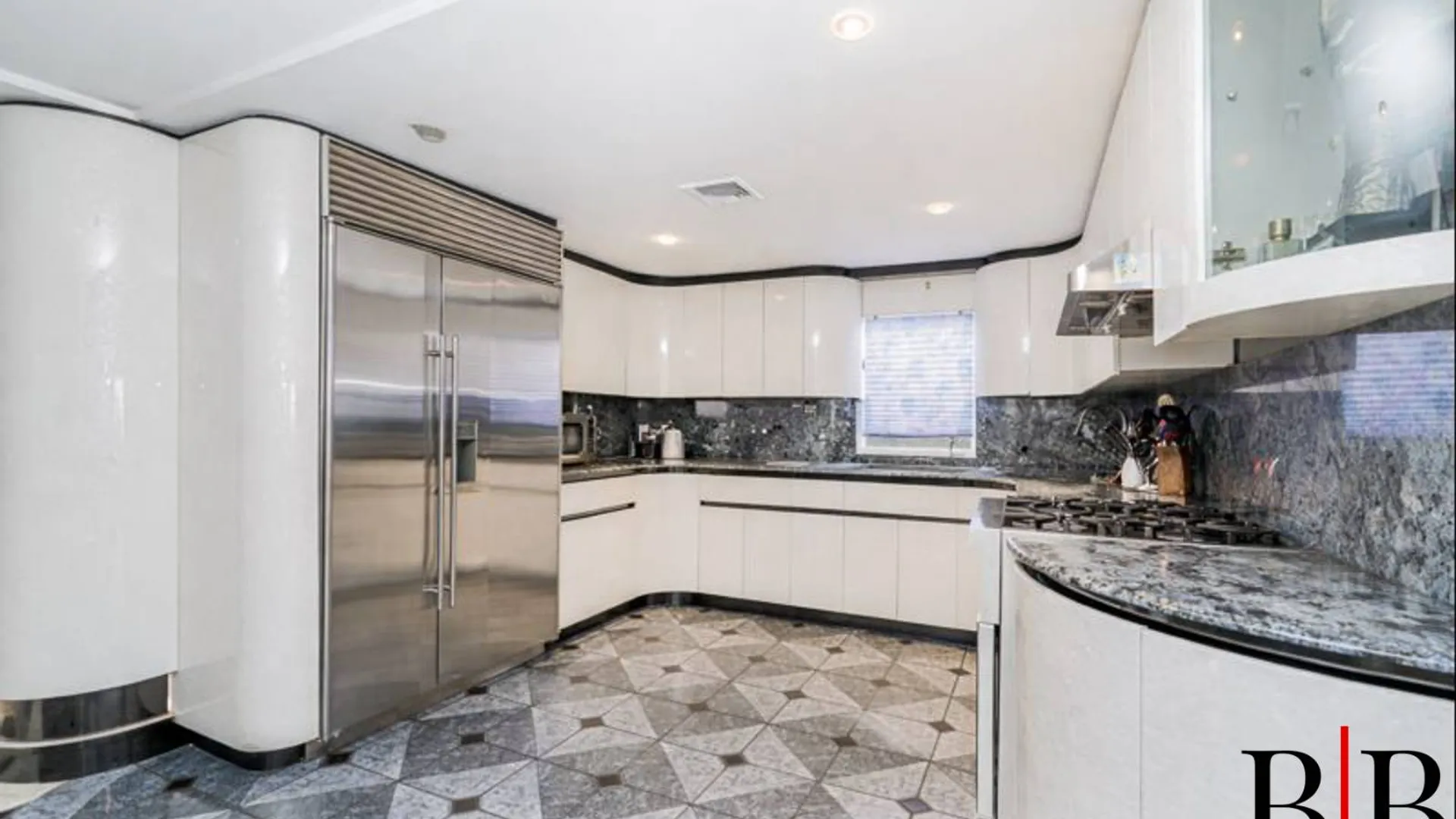 Property at 215 Arkansas Drive, Brooklyn, NY 11234 14