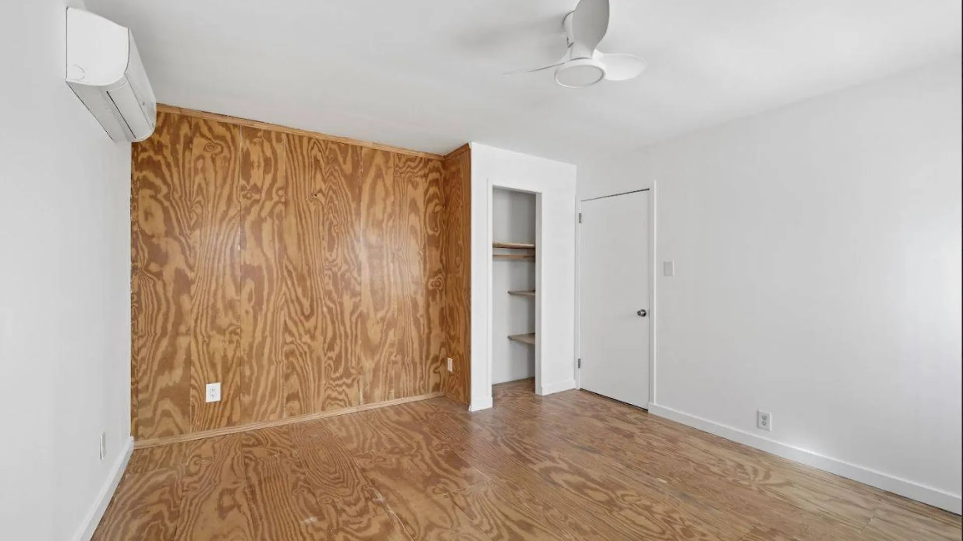 Property at 108 Jackie Robinson Pkwy, New York, NY, NY 11207 15
