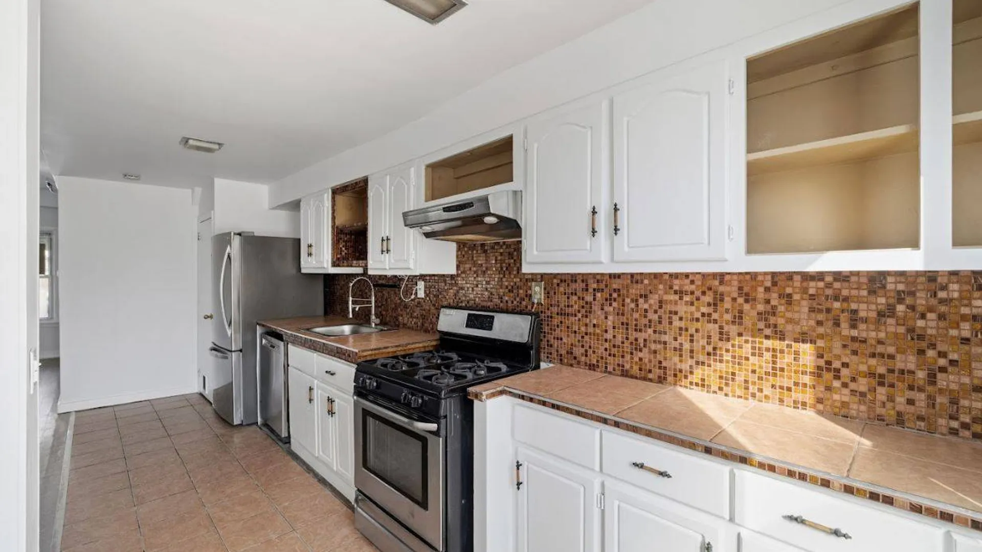 Property at 108 Jackie Robinson Pkwy, New York, NY, NY 11207 5