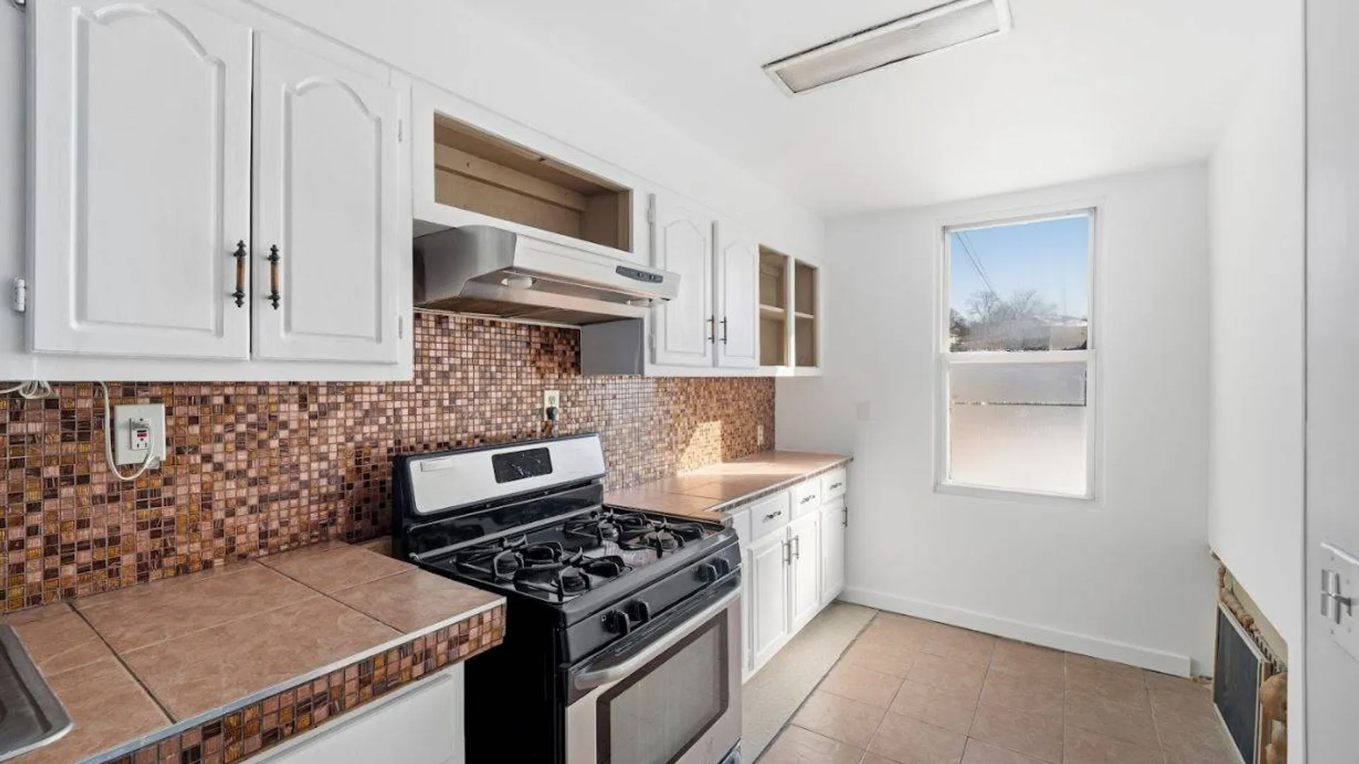 Property at 108 Jackie Robinson Pkwy, New York, NY, NY 11207 6