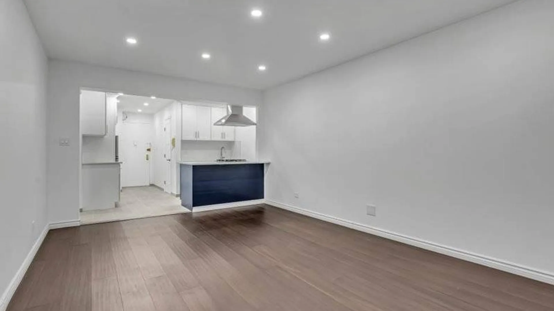 Property at 2815 Ocean Parkway, Brooklyn, NY 11235 4